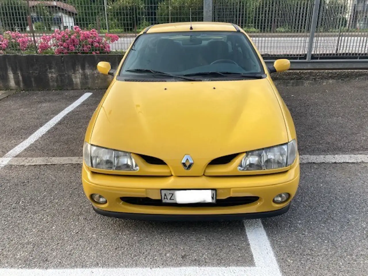 Renault Megane Coach 2.0 16v RT, foto 1