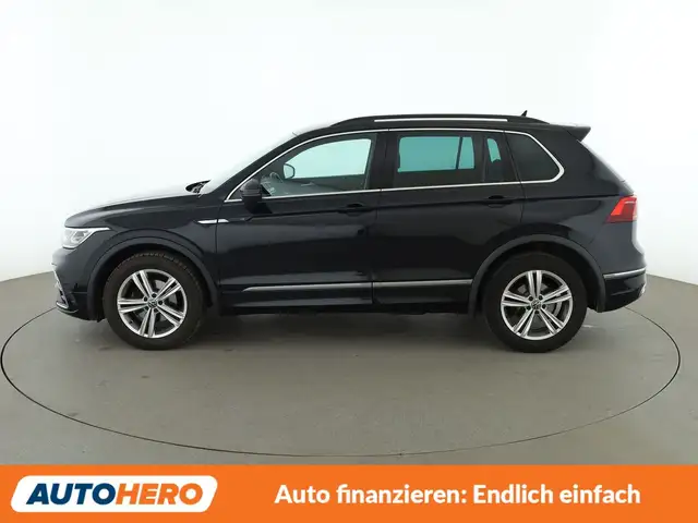 Volkswagen Tiguan view 3