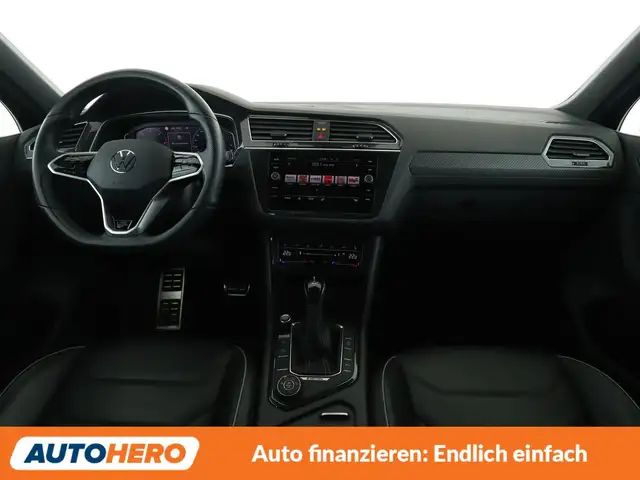 Volkswagen Tiguan view 12