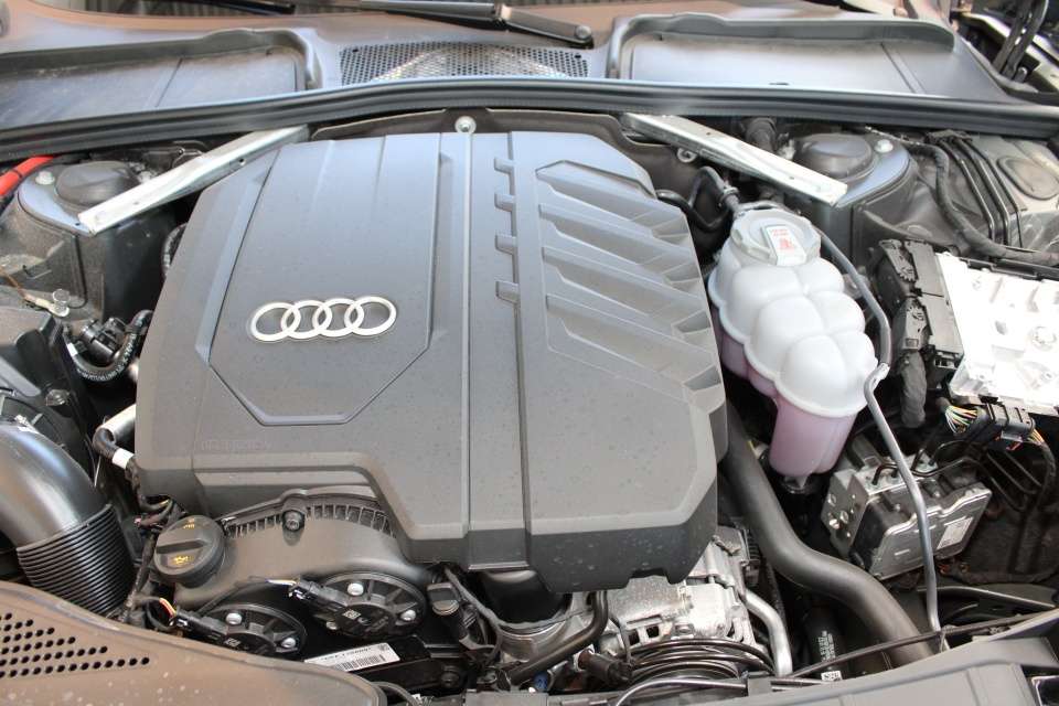 2024 Audi A5 progressive S-Line thumb 9