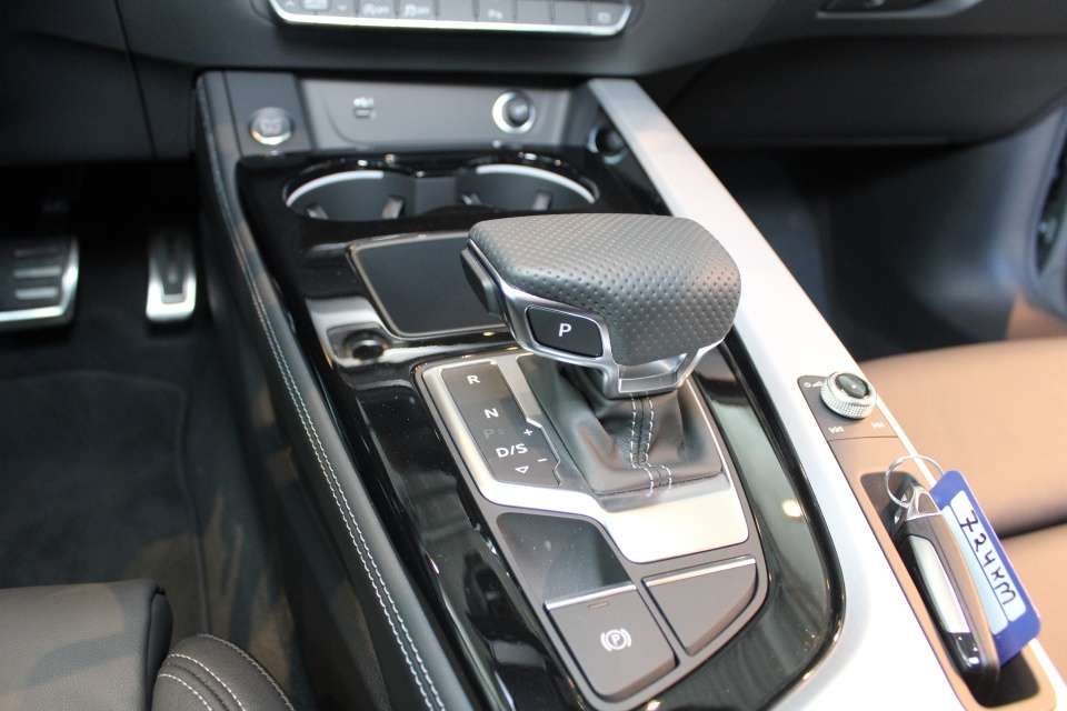 2024 Audi A5 progressive S-Line thumb 16