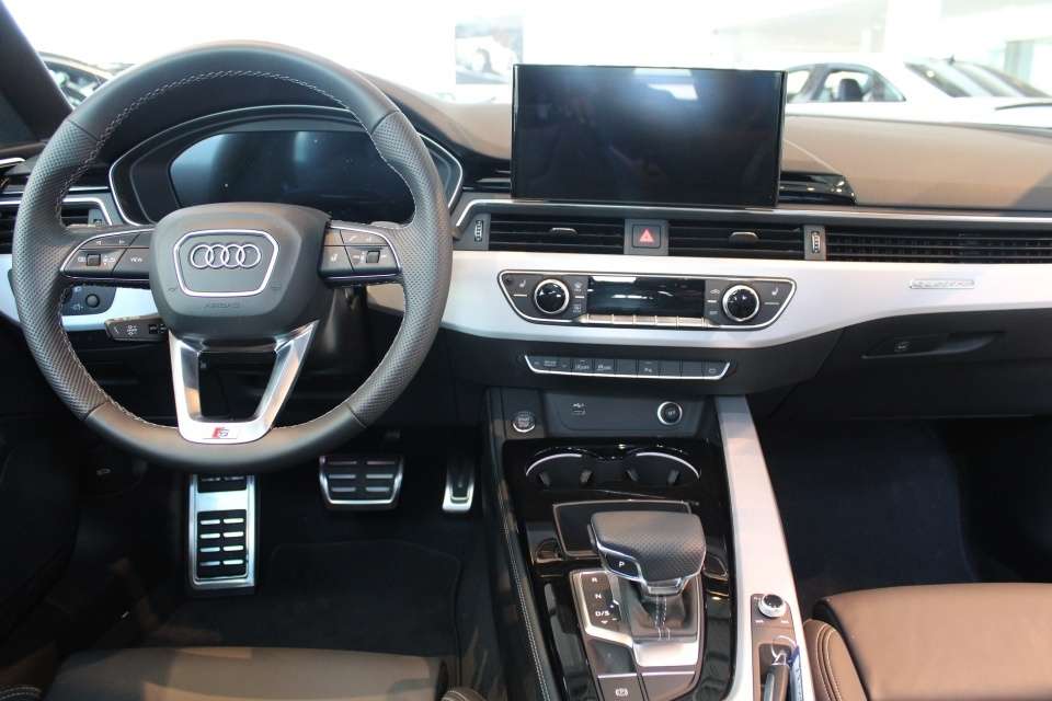 2024 Audi A5 progressive S-Line thumb 6