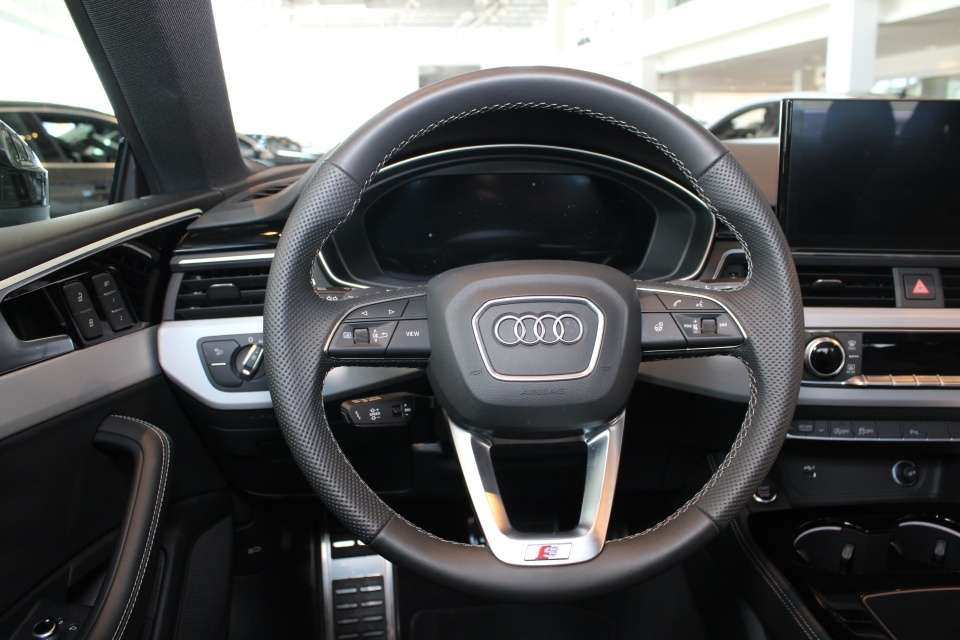 2024 Audi A5 progressive S-Line thumb 13