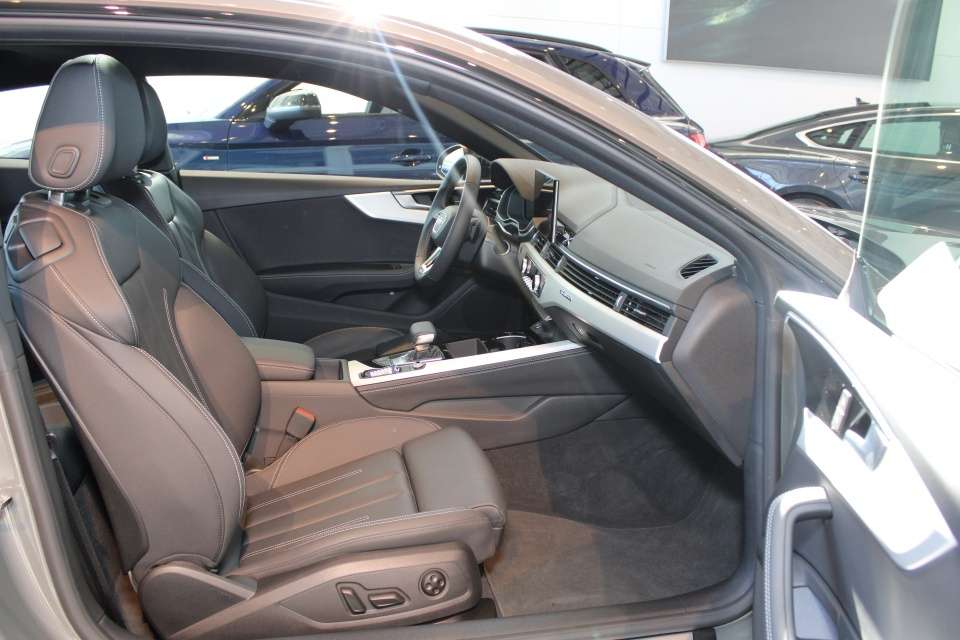 2024 Audi A5 progressive S-Line thumb 7