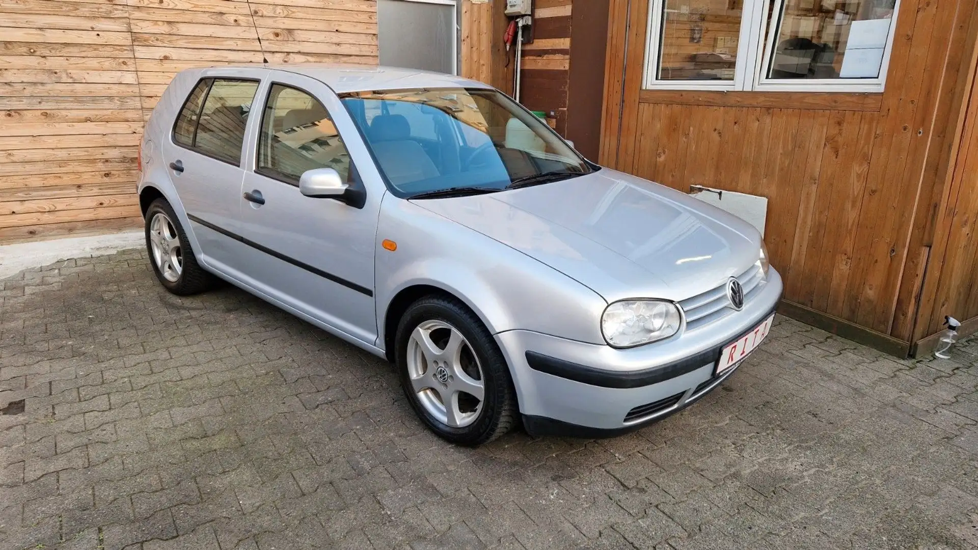 Volkswagen Golf 1.6 Automatik, Klimaautomatik Grijs - 2