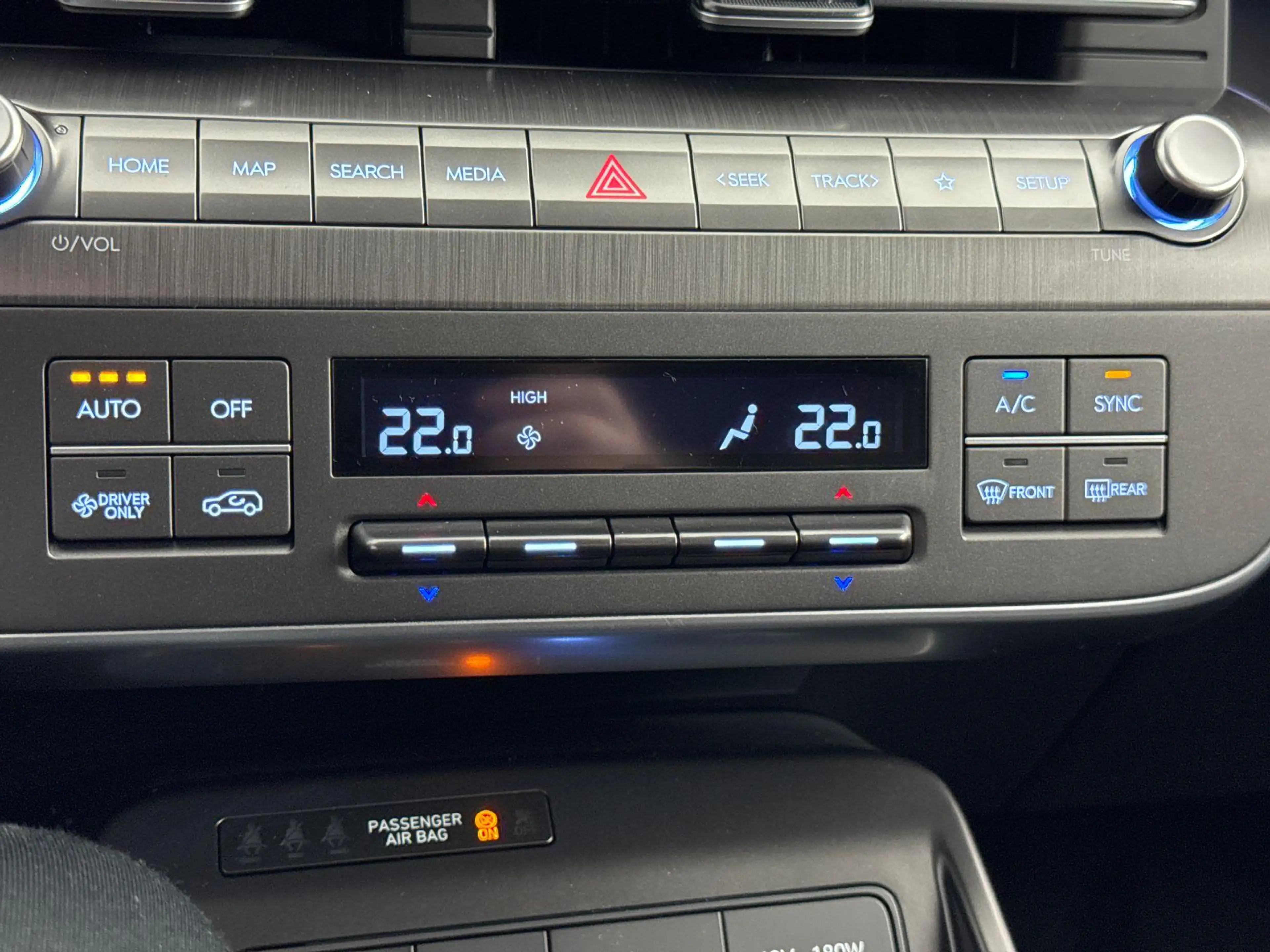 Hyundai KONA 1.6 GDI HEV Premium | 19 INCH VELGEN | APPLE CARPL — photo 14