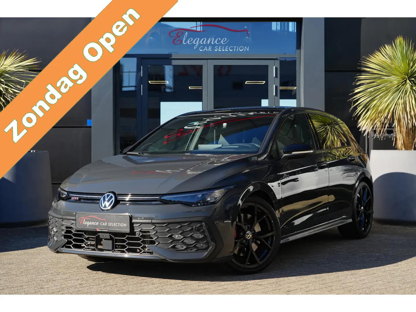 Volkswagen Golf GTI 8.5 2.0 TSI 265pk Panoramadak/Stoelverwarming/Harm Grijs - 1
