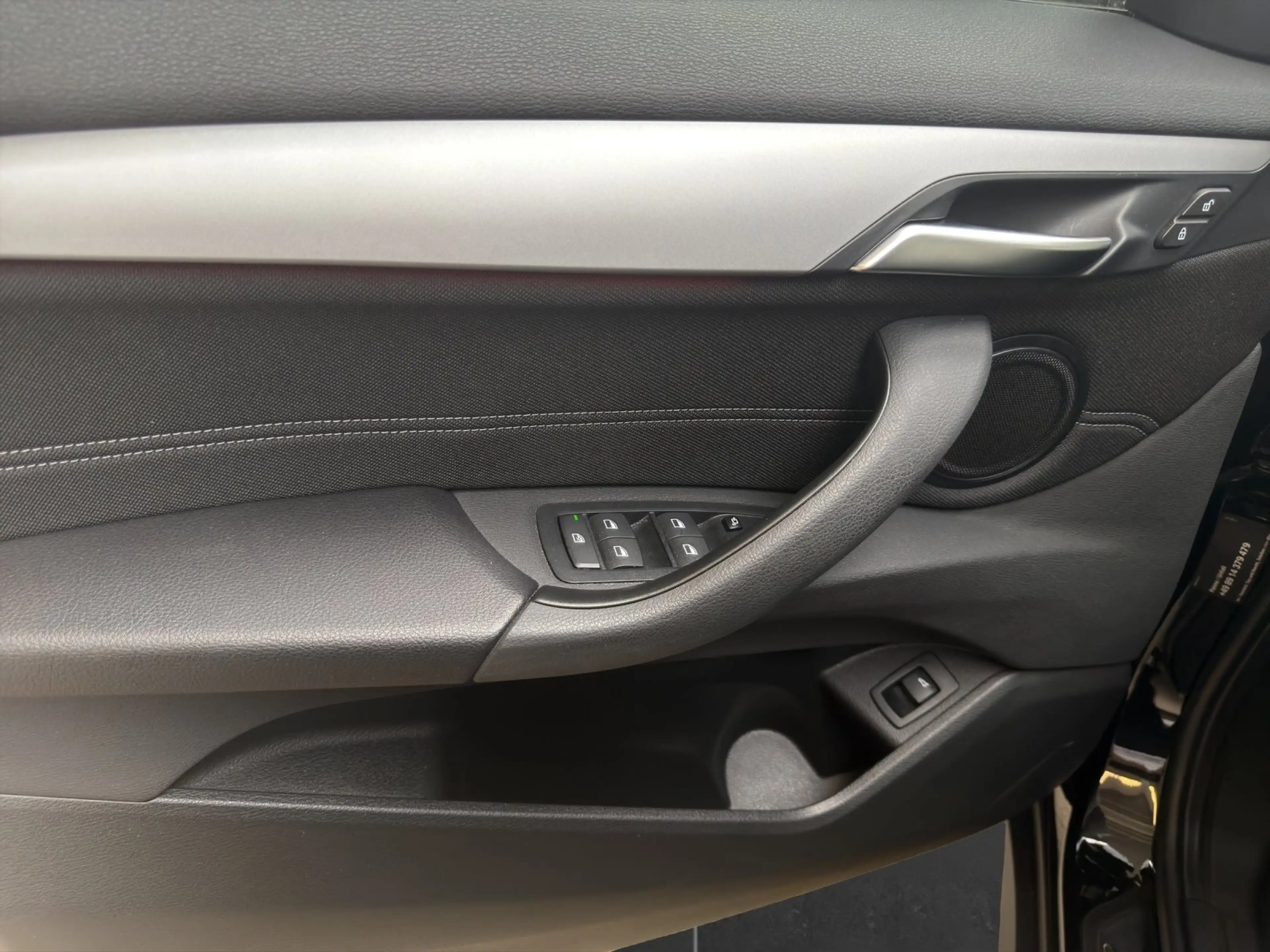 BMW X1 sDrive20i Modell Advantage/ LED/ Parkassistent — photo 10