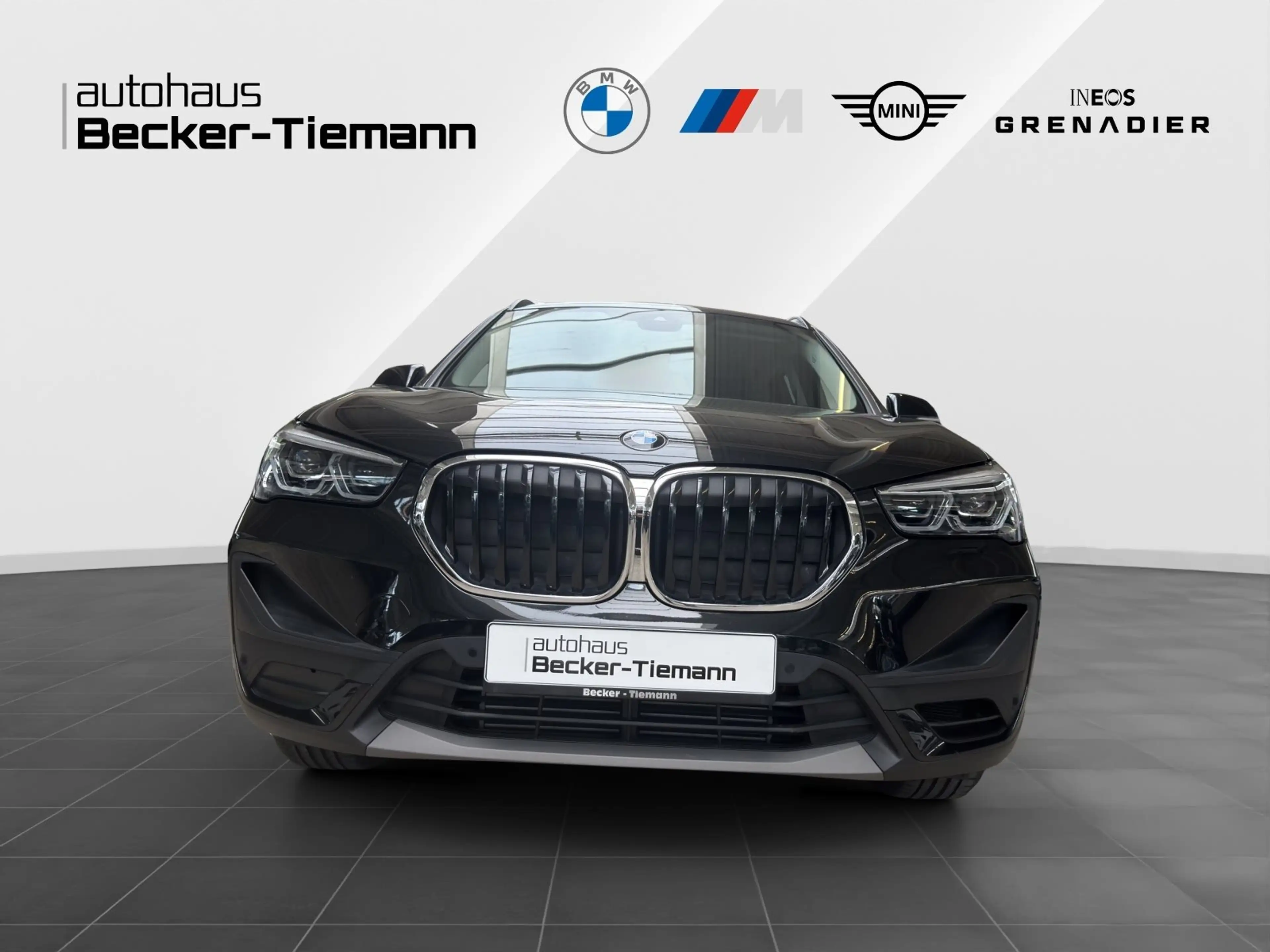 BMW X1 sDrive20i Modell Advantage/ LED/ Parkassistent — photo 2