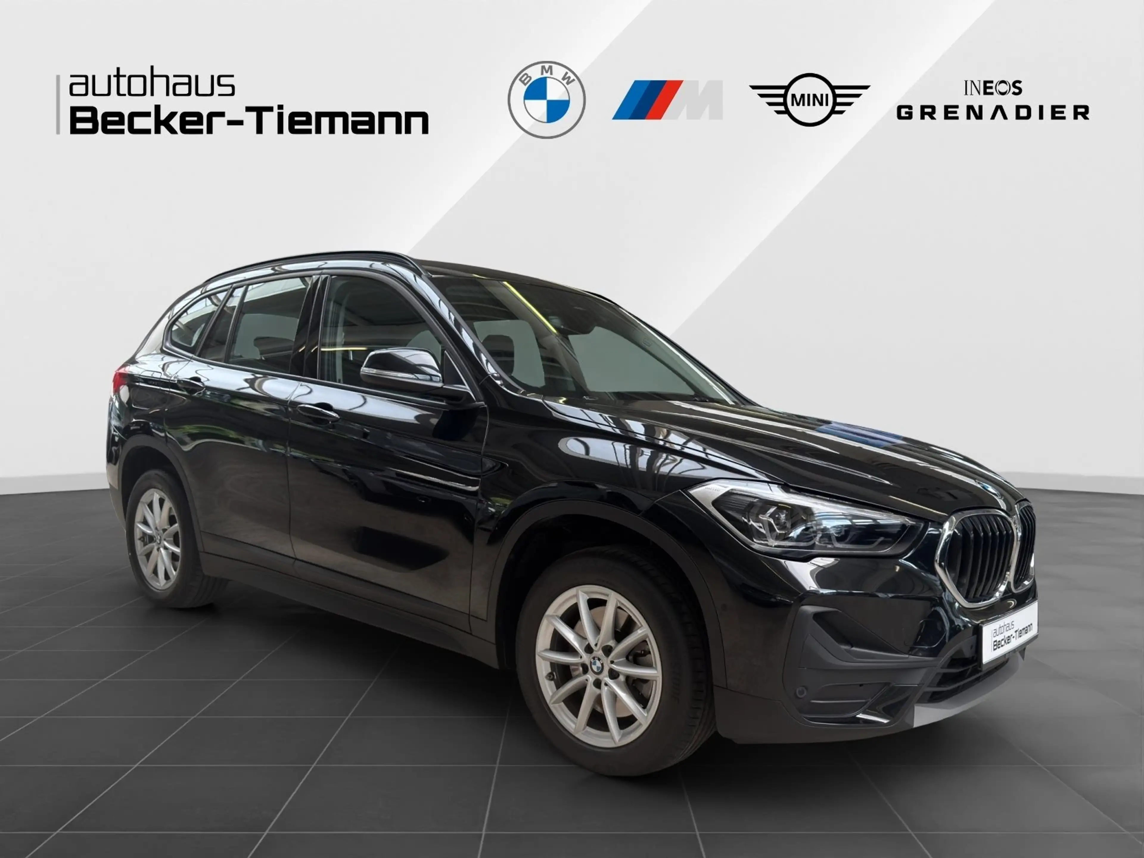 BMW X1 sDrive20i Modell Advantage/ LED/ Parkassistent — photo 7