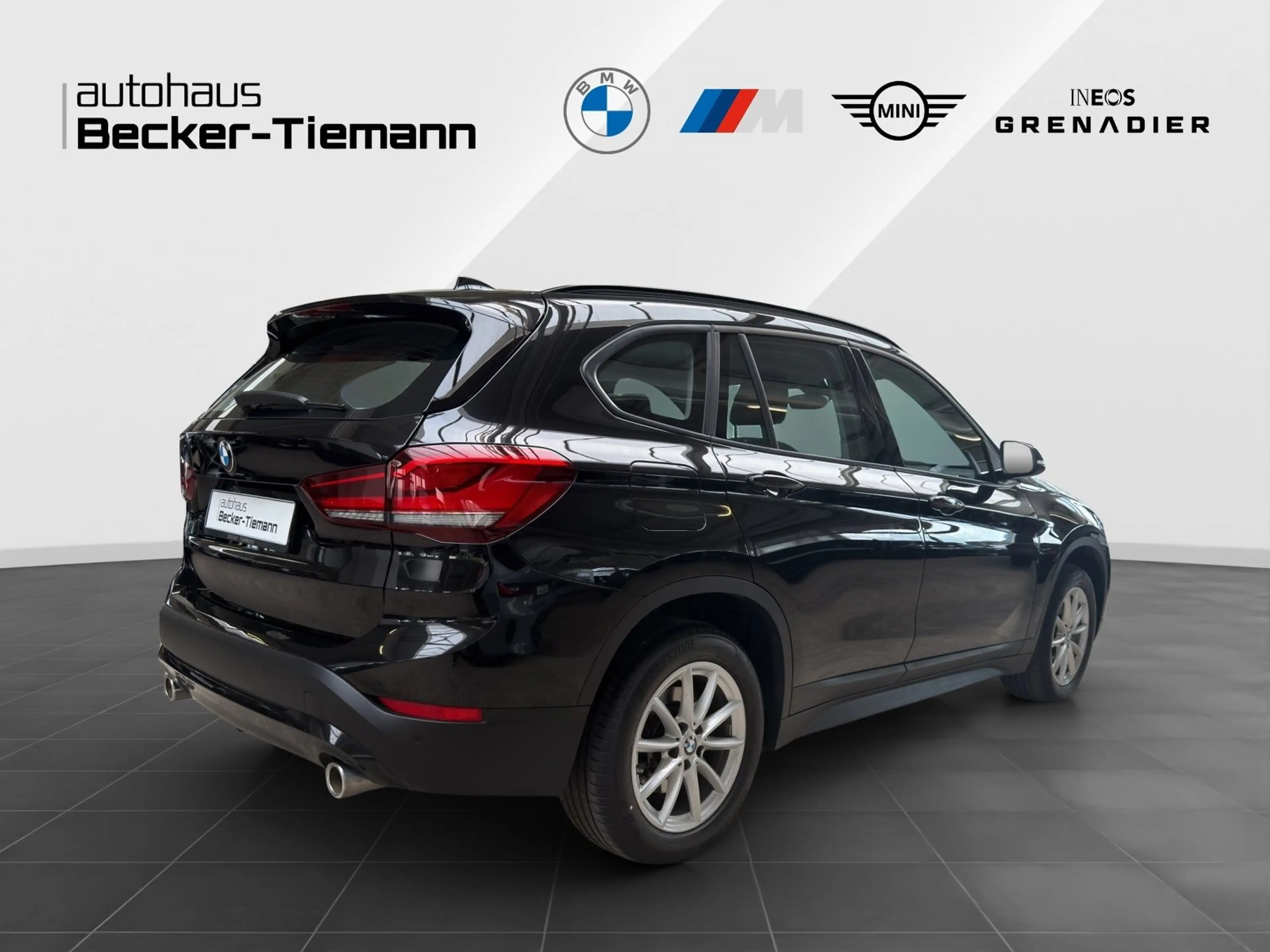 BMW X1 sDrive20i Modell Advantage/ LED/ Parkassistent — photo 6