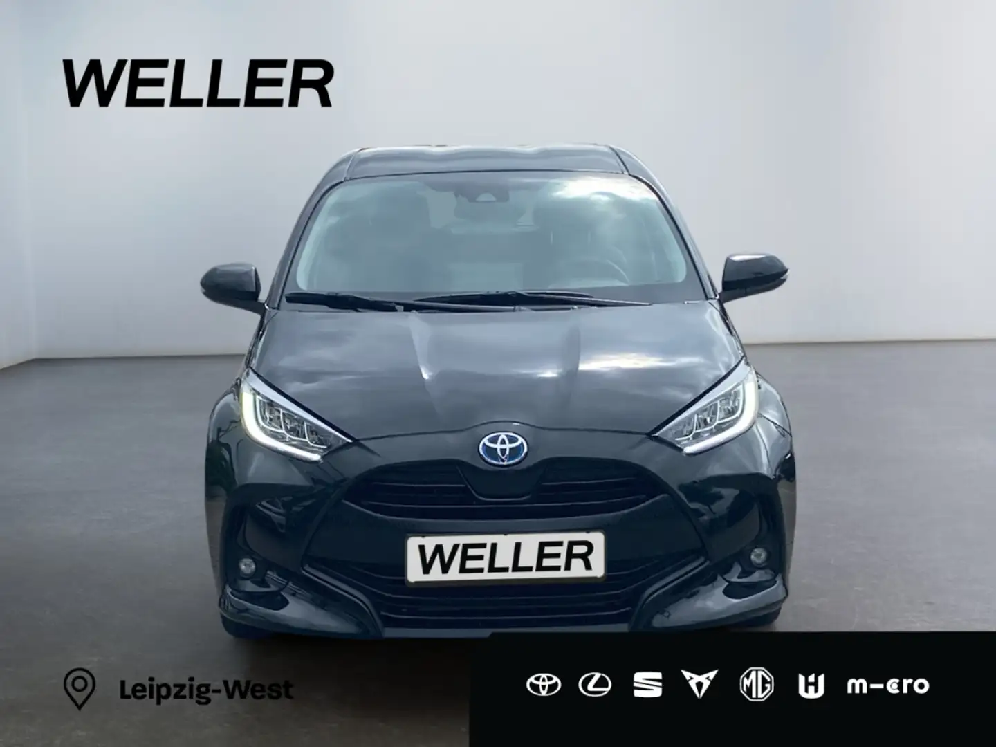Toyota Yaris Hybrid 1.5 Team D *ACC*Kamera*CarPlay*SHZ* Zwart - 2