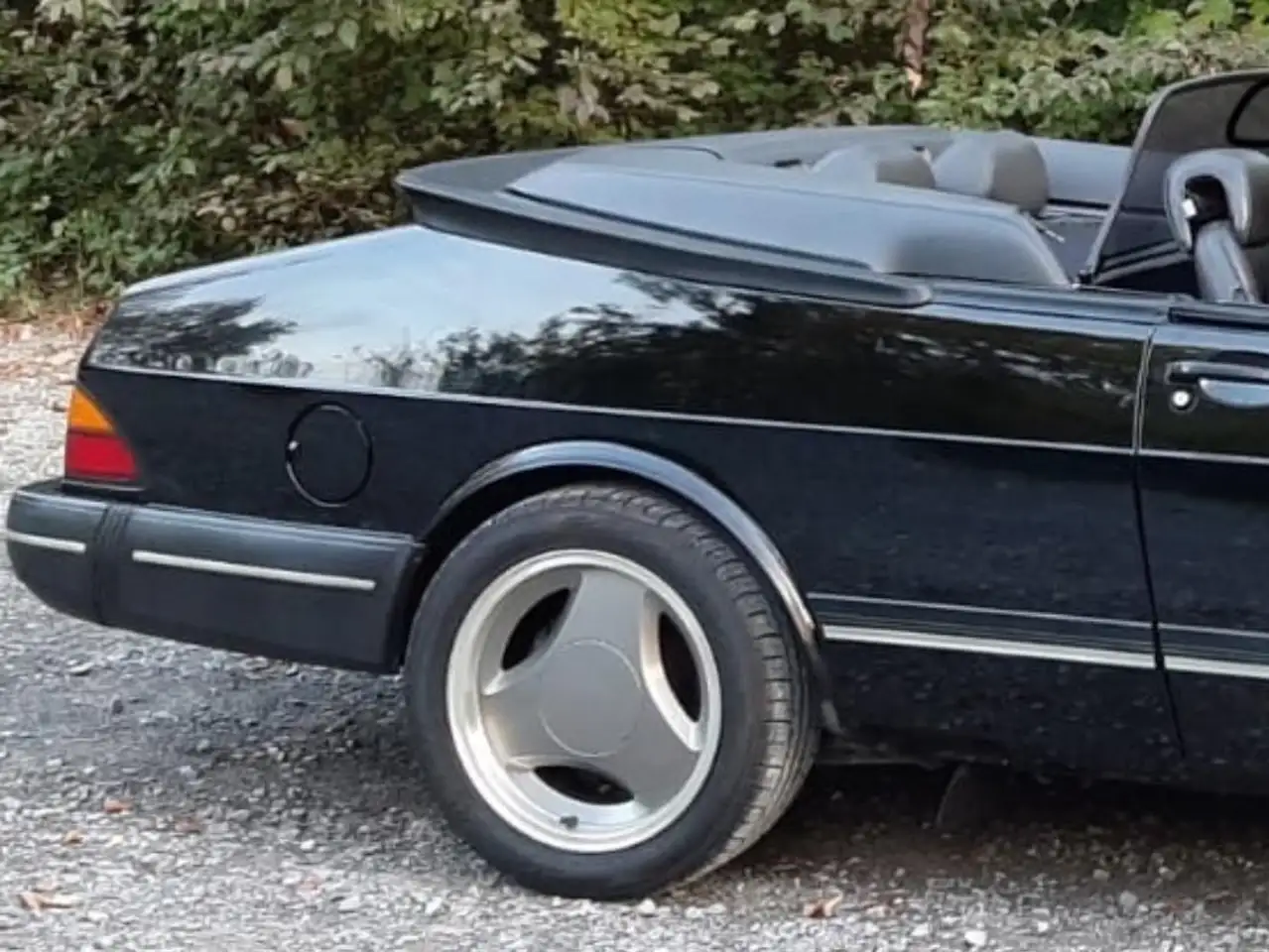 Saab 900 i 16 Cabrio, foto 3