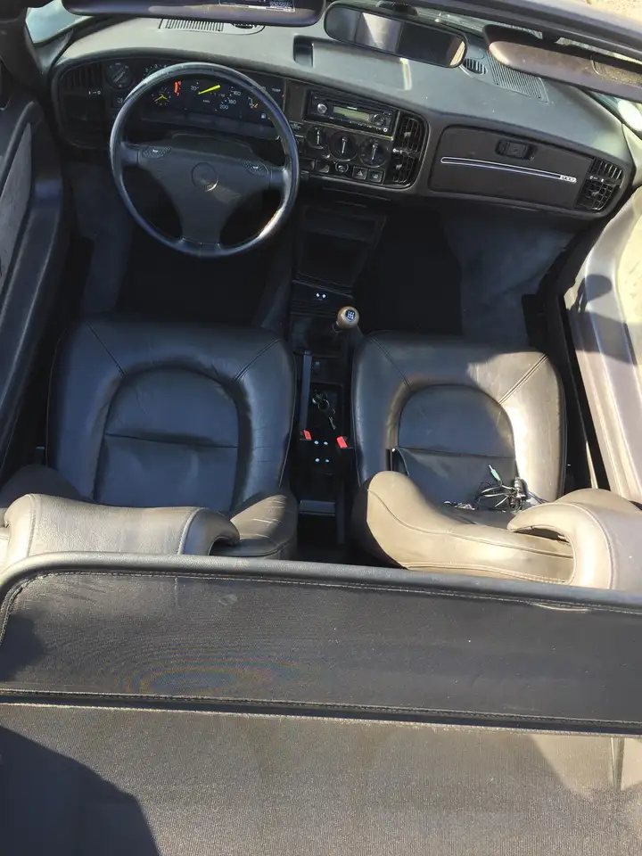 Saab 900 i 16 Cabrio, foto 6