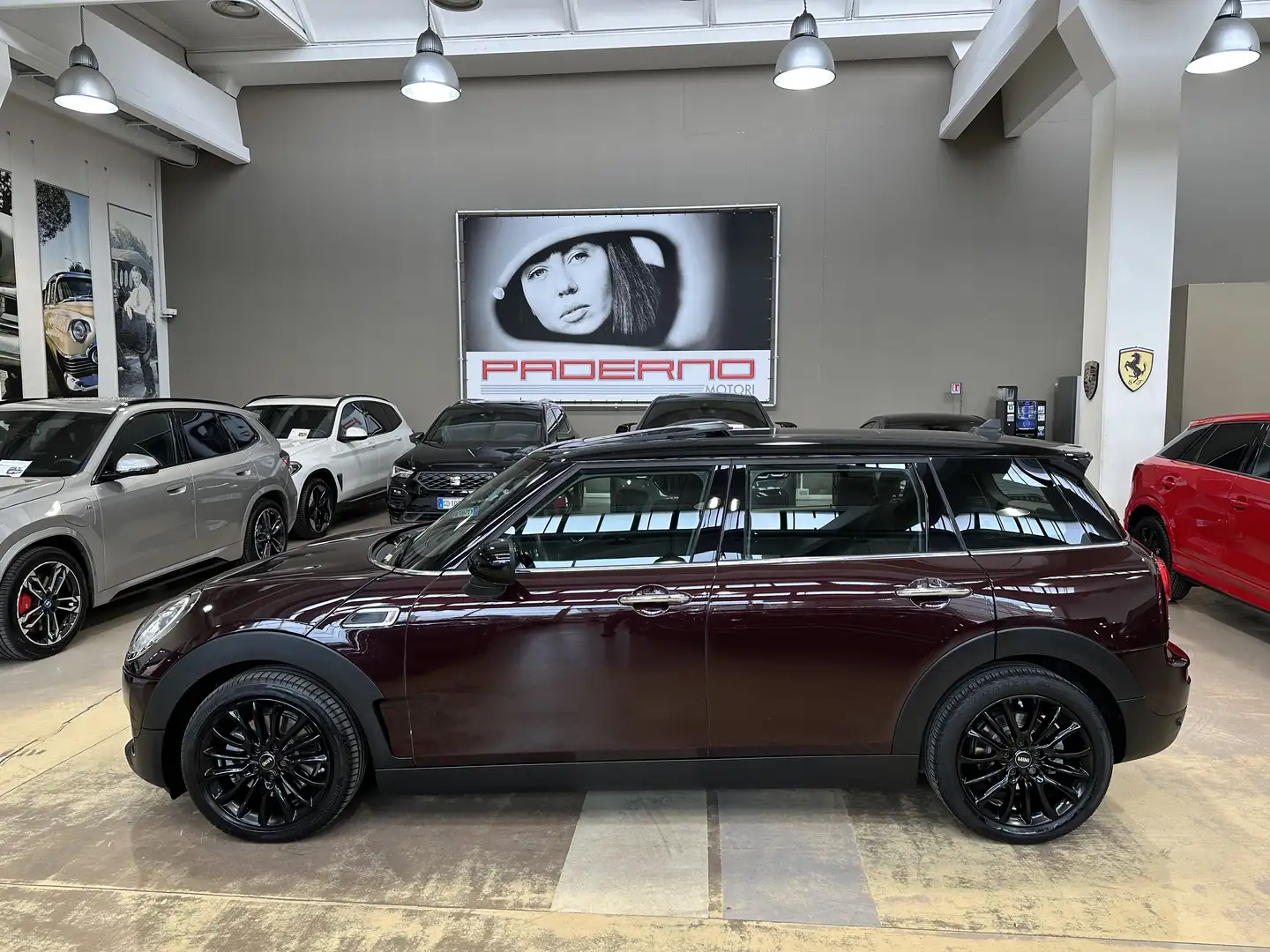 MINI Cooper D Clubman 2.0 Hype Auto-LED-17"-Tetto-Carplay-Camera-Keyless Rot - 2