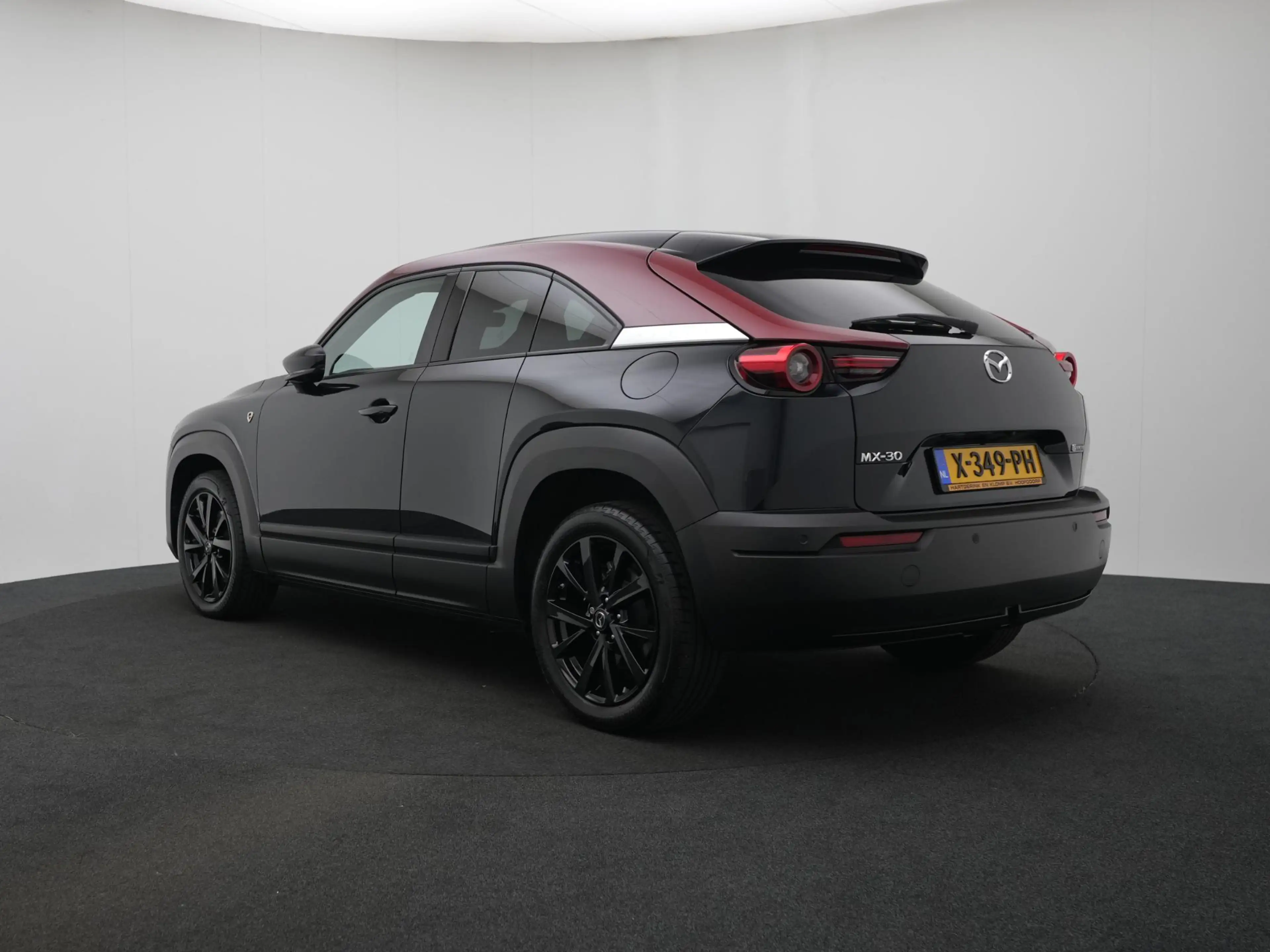 Mazda MX-30 e-SkyActiv R-EV Edition R : dealer onderhouden — photo 3