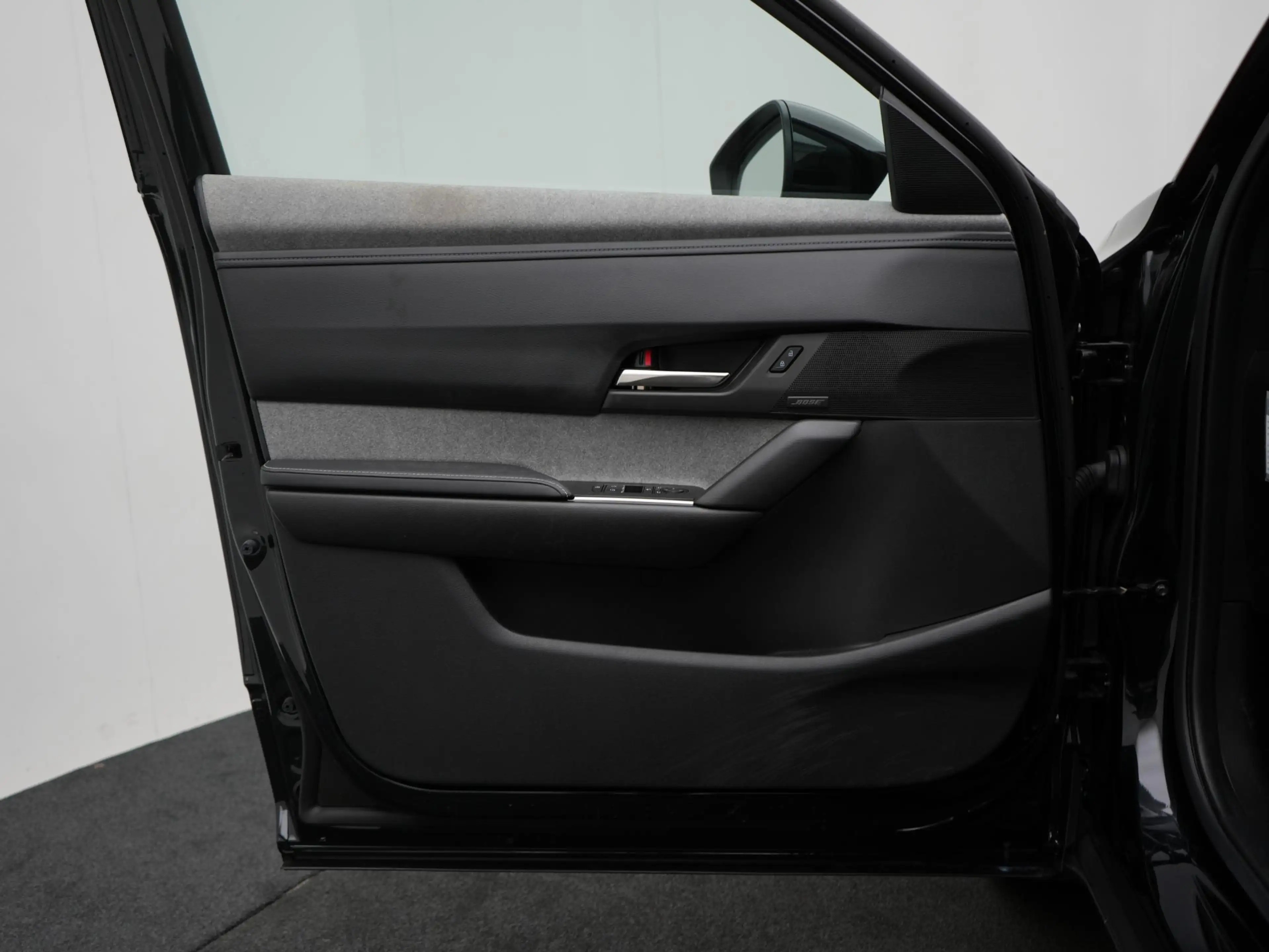 Mazda MX-30 e-SkyActiv R-EV Edition R : dealer onderhouden — photo 10