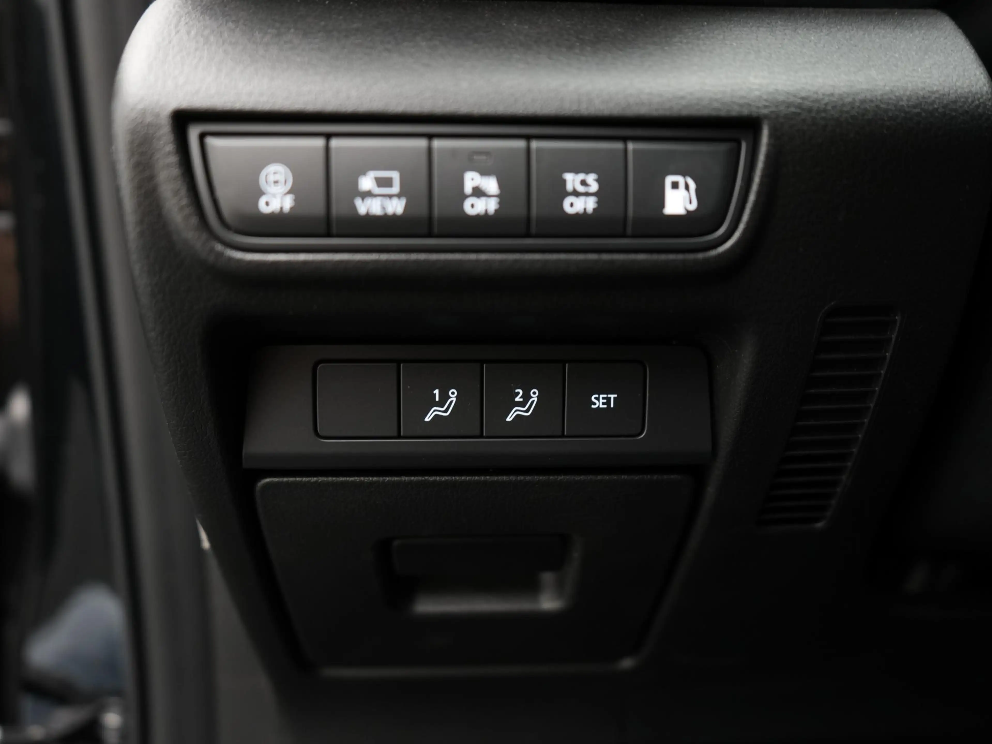 Mazda MX-30 e-SkyActiv R-EV Edition R : dealer onderhouden — photo 13