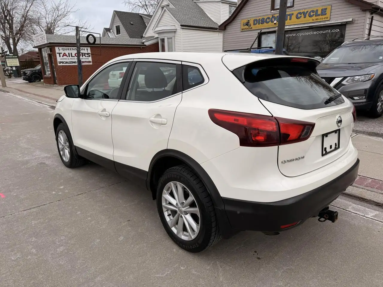 Nissan Qashqai photo Nissan Qashqai