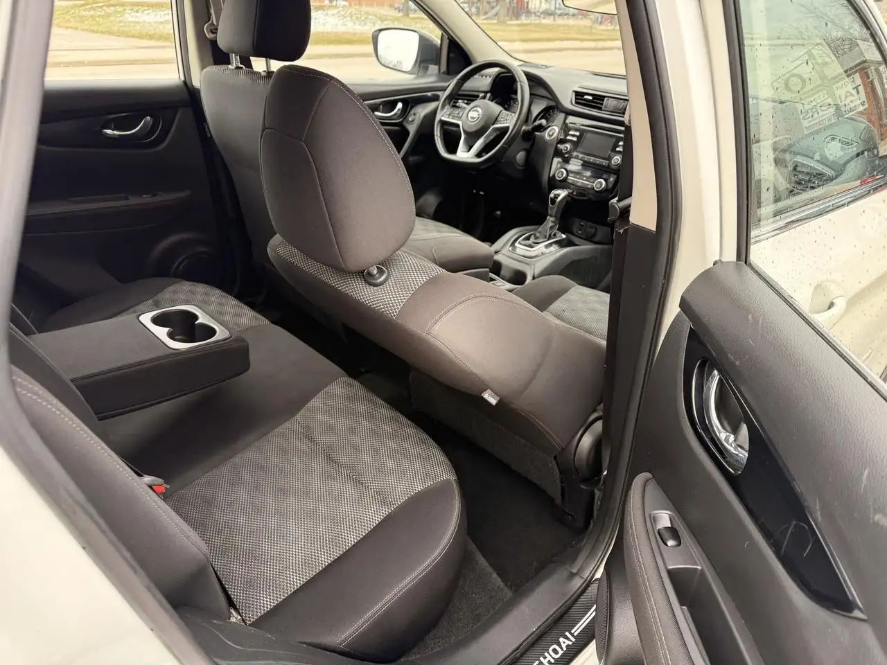 Nissan Qashqai photo Nissan Qashqai
