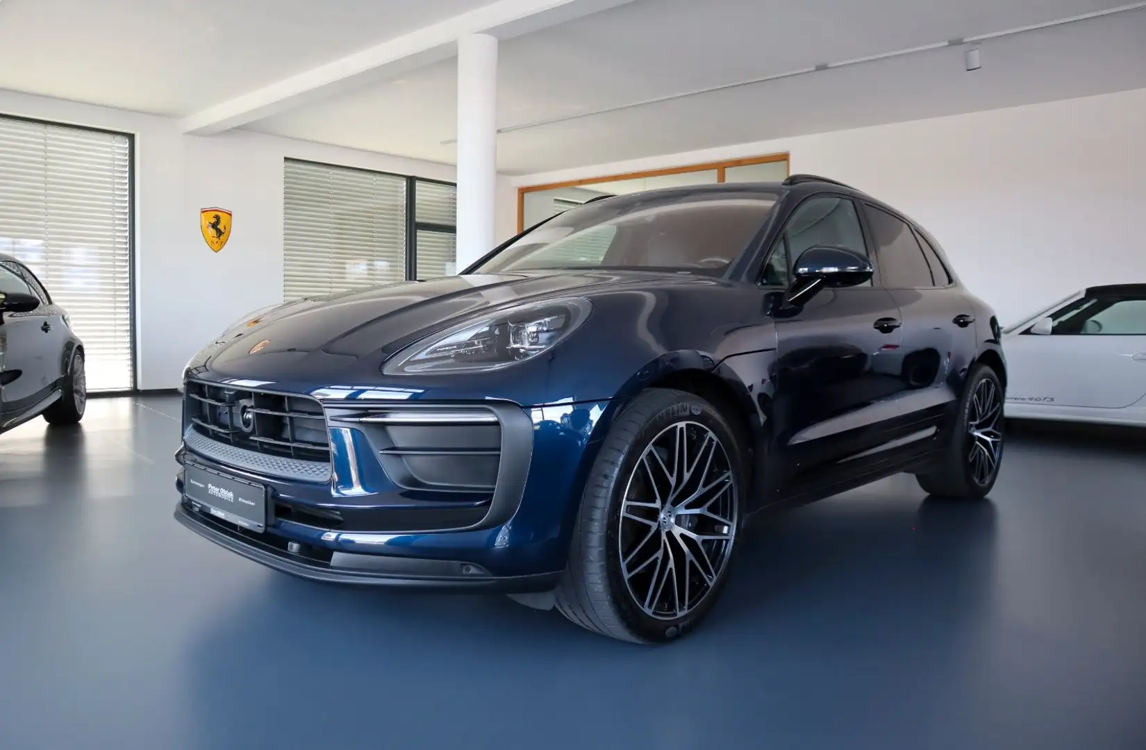 Porsche Macan / 21" / Luftf. / Pano / Chrono / Voll !! Bleu - 2