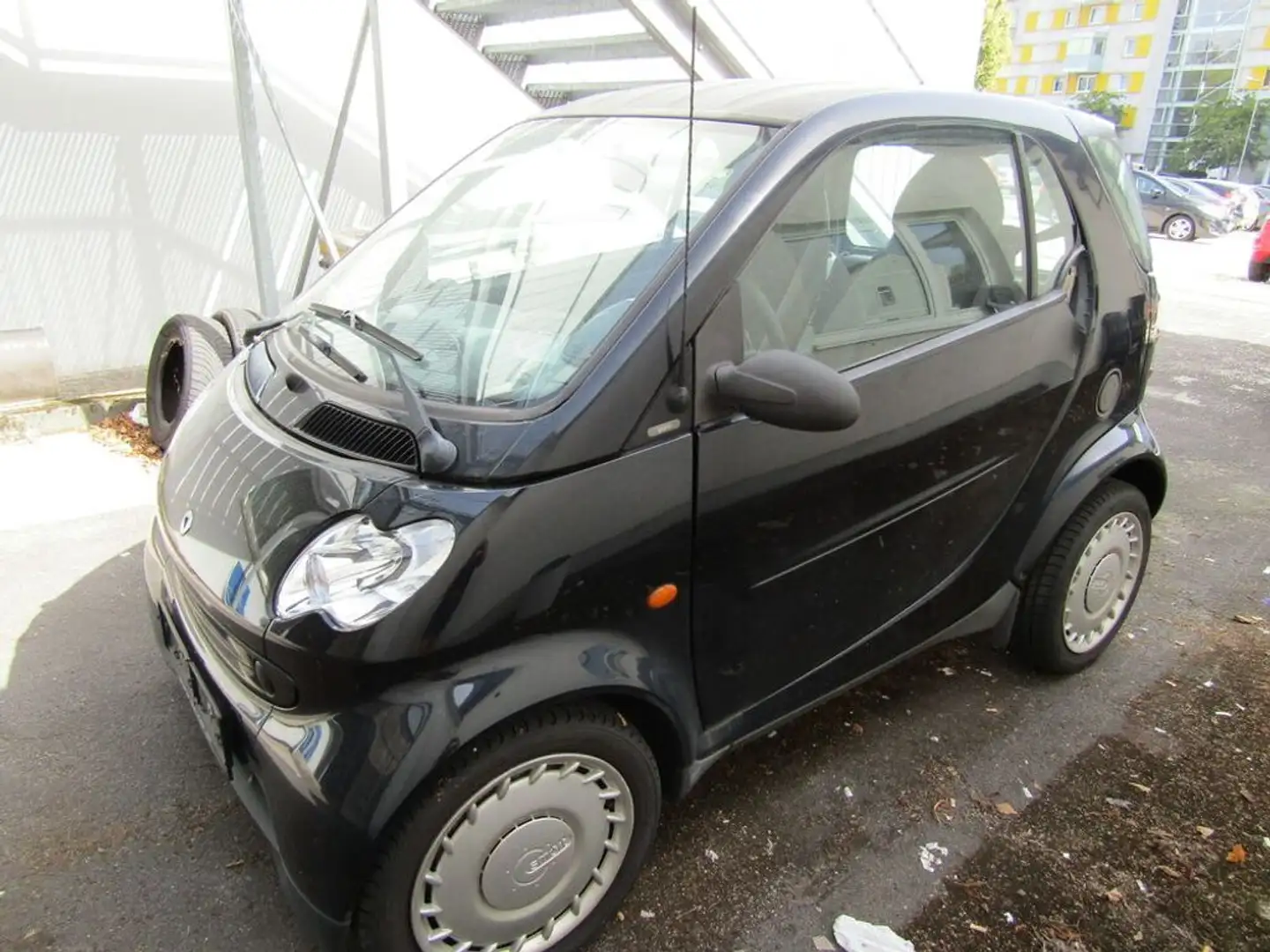 smart forTwo CDI Basis Schwarz - 1