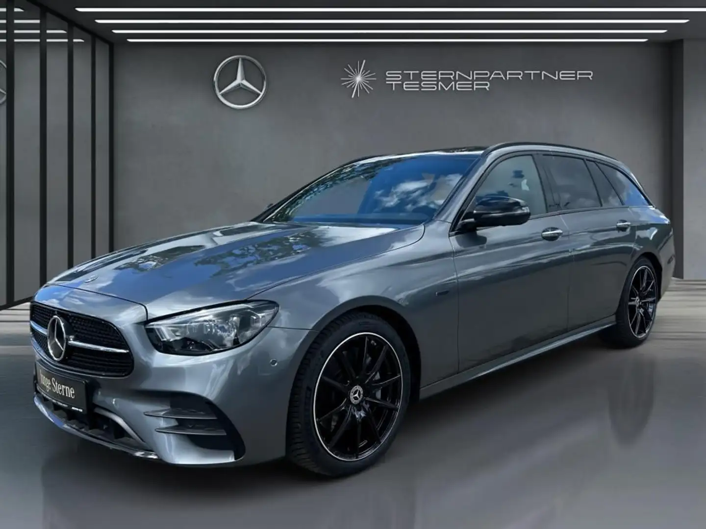 Mercedes-Benz E 220 d T +AMG+Night+MBUX+PANO+KAMERA+WIDE+AHK Grigio - 2