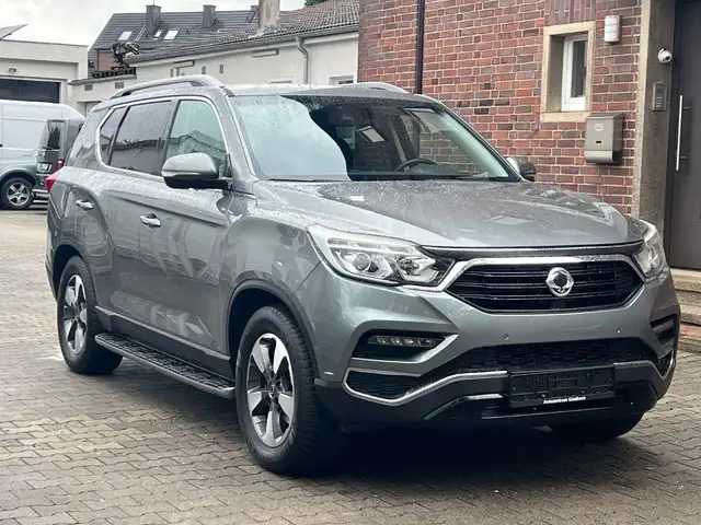SsangYong Rexton 2.2 d Quartz 4WD*TÜV*INSPEKTION*7STZ*TOP*