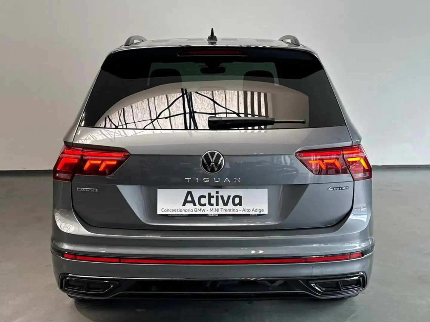 Volkswagen Tiguan Allspace 2.0 tdi scr R-Line 4motion 200cv dsg - 2
