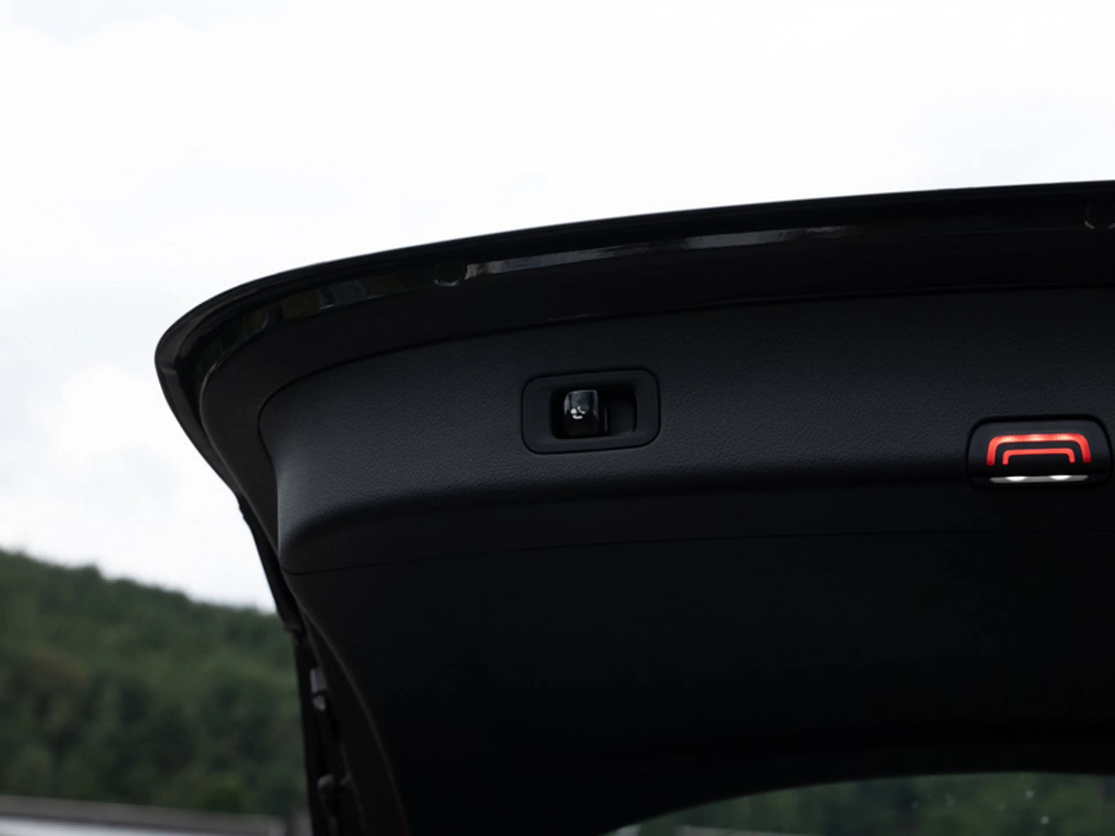 Mercedes-Benz GLC 450 d 4MATIC AMG-Sport+Pano+Distr+Memo+AHK — photo 9