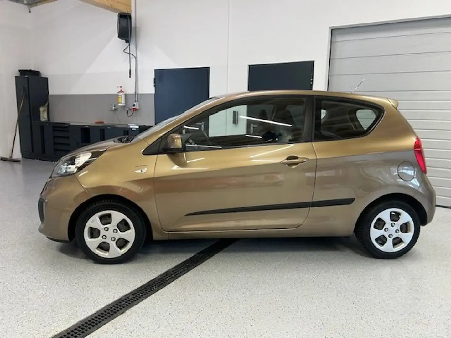 Kia Picanto Attract Klima 8 Fach Braun - 2