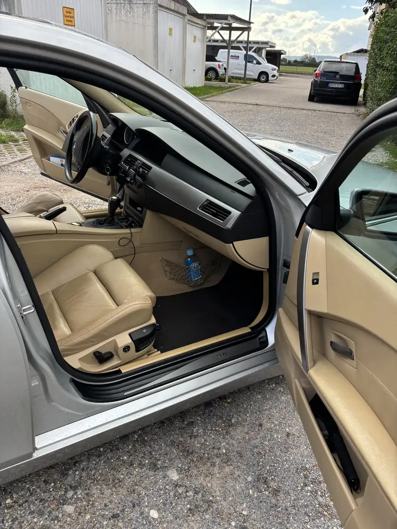 BMW 525 525d - 1