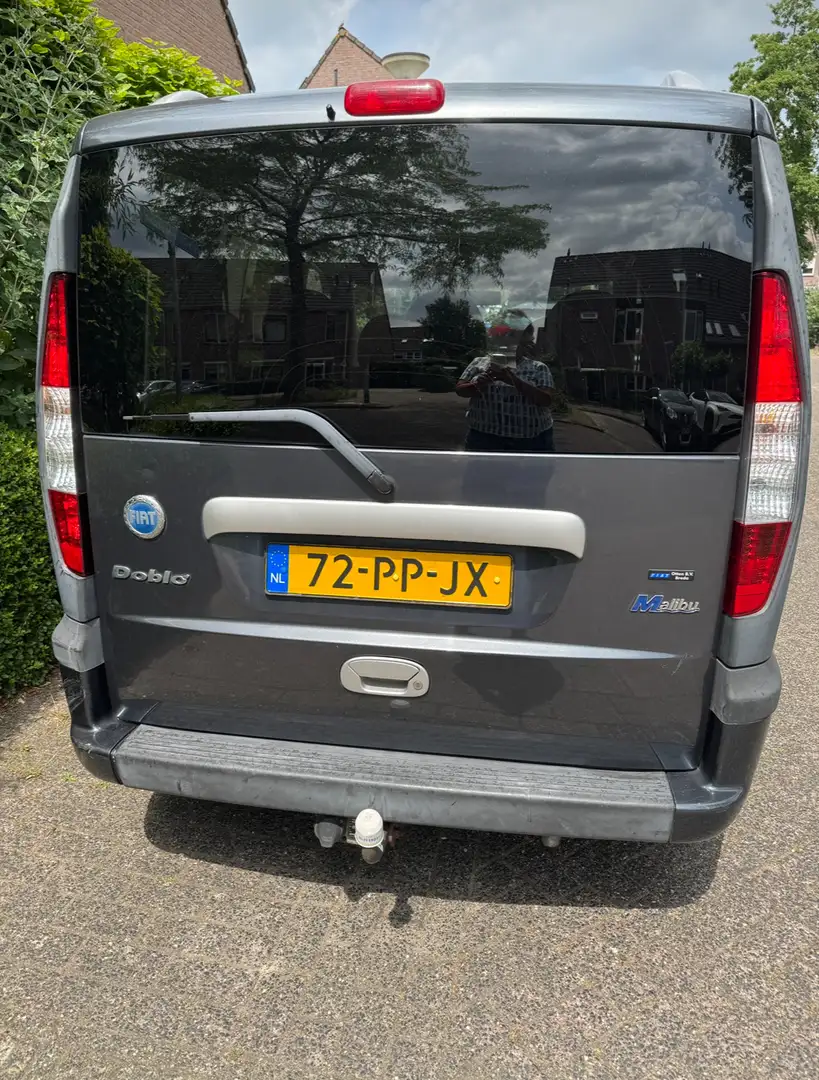 Fiat Doblo 1.6 16V Malibu, storing. reparatie of Onderdelen Gris - 2