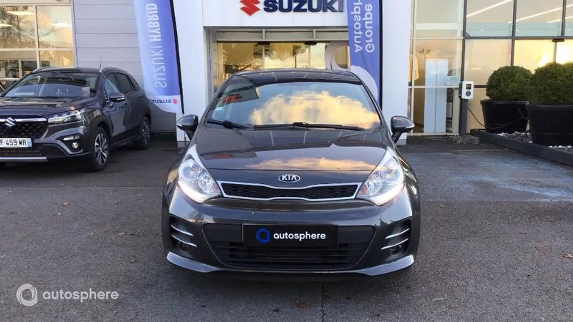 Kia Rio 1.2 85ch ISG UEFA EURO 2016 5p - 2