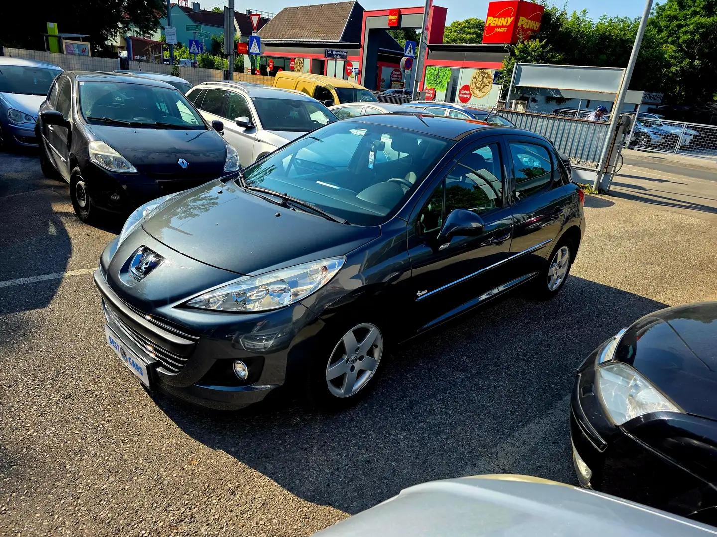 Peugeot 207 1.4 16V HUSKY*NEUES Pi+SERVICE*GARANTIE Grau - 2