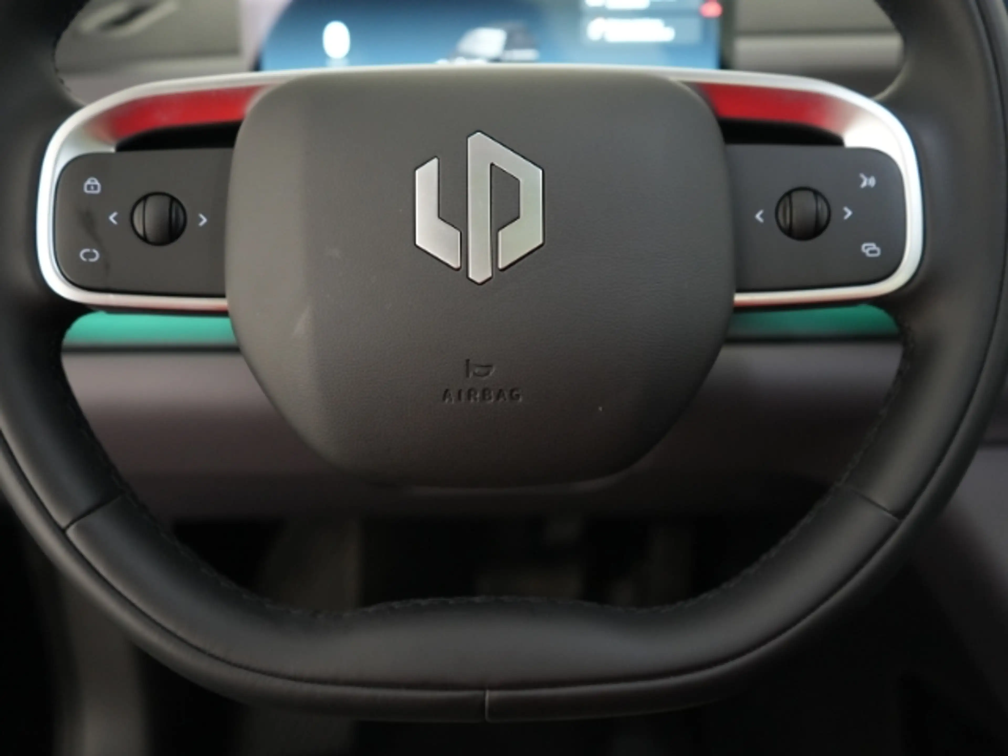Leapmotor C10 REEV DESIGN 28,4kWh+NAVI+360° KAMERA+LED-SCHEINWER — photo 12