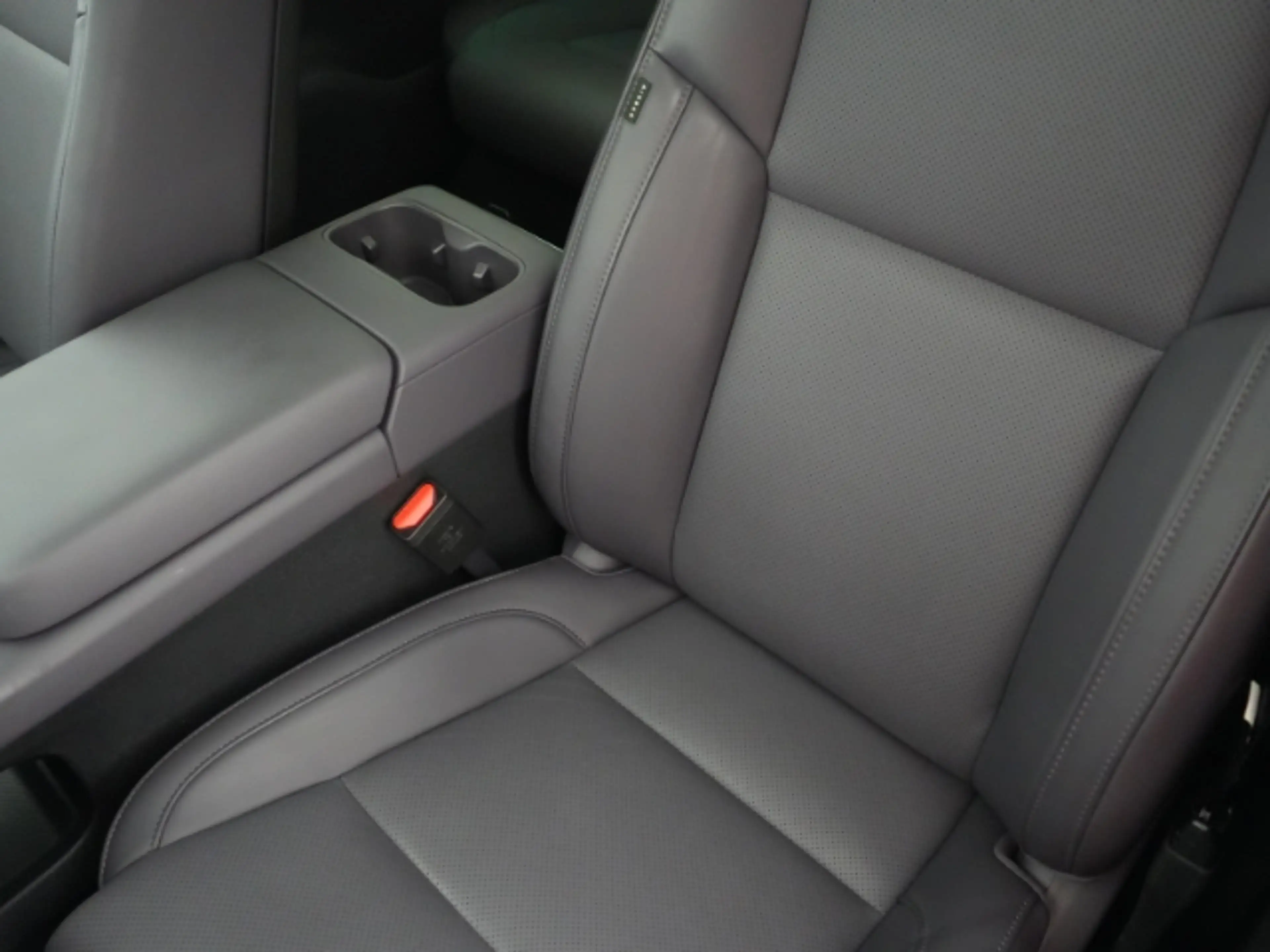 Leapmotor C10 REEV DESIGN 28,4kWh+NAVI+360° KAMERA+LED-SCHEINWER — photo 9
