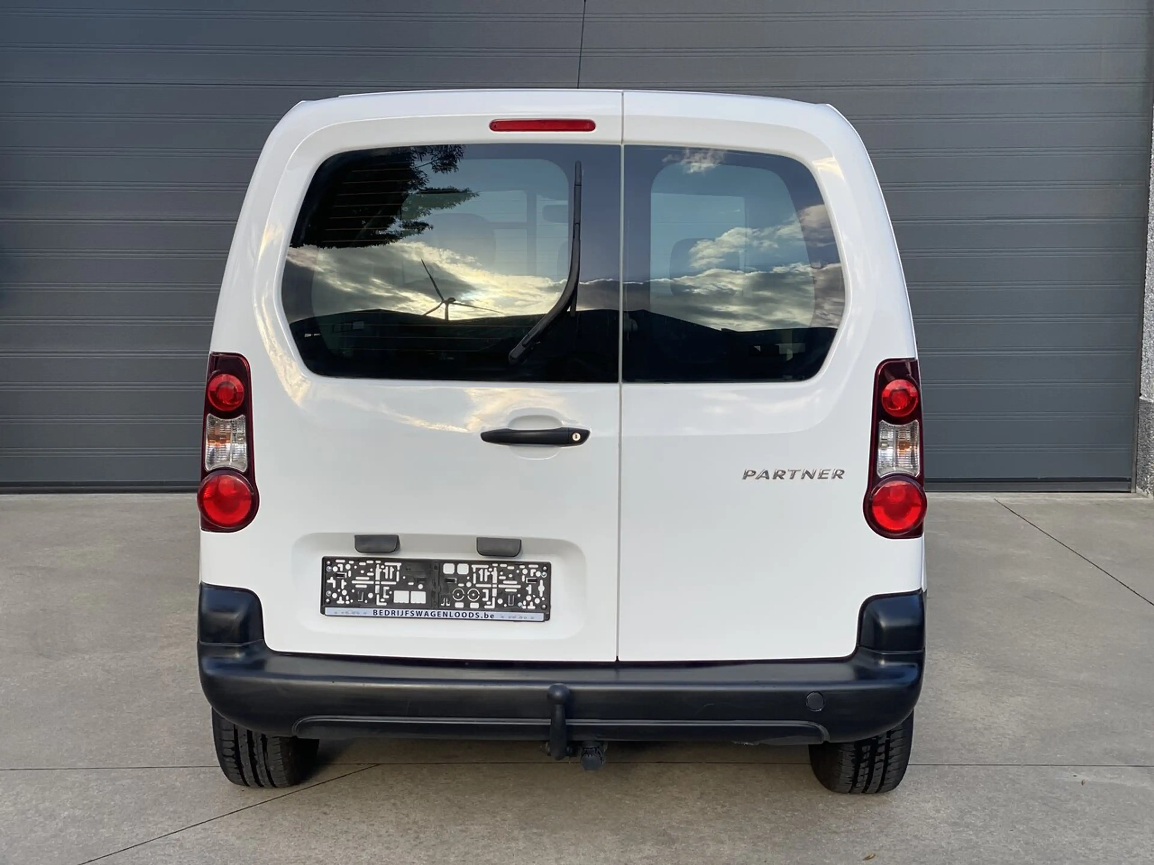 Peugeot Partner 3 zitplaatsen-airco-cruise c.-trekhaak — photo 6