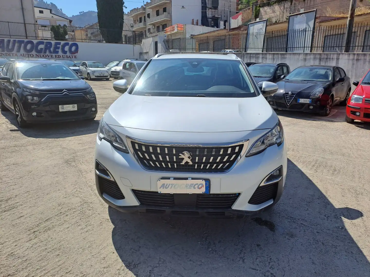 Peugeot 3008 BlueHDi 130 S&S EAT8 Business Bianco - 2