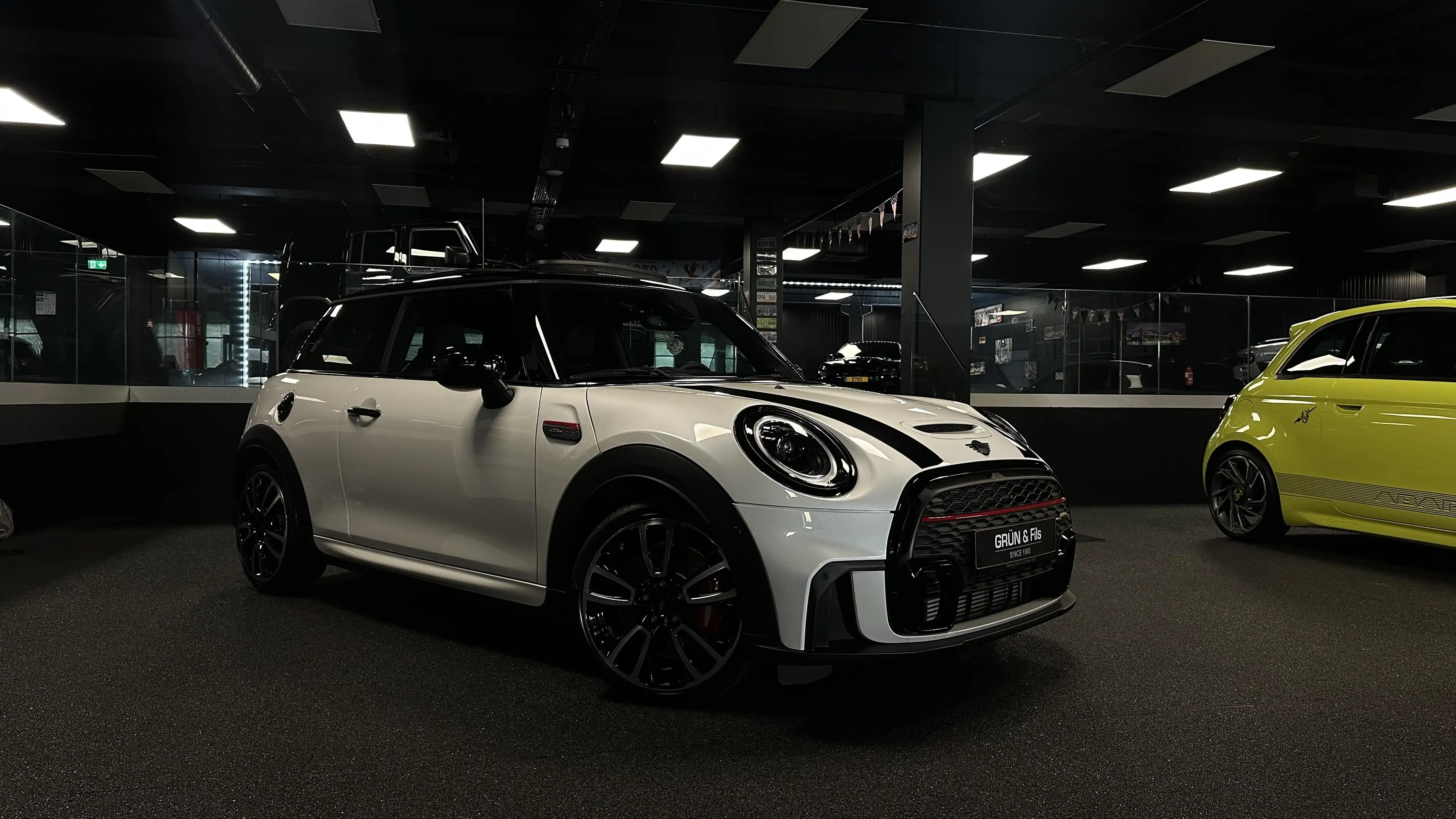 MINI John Cooper Works Trim