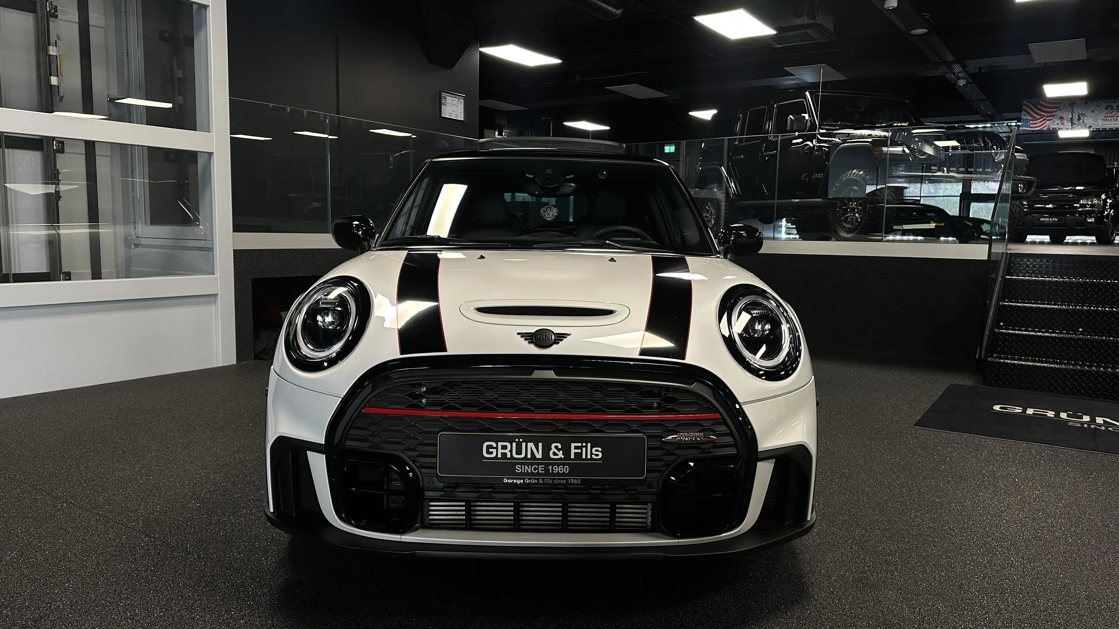 MINI John Cooper Works Trim — photo 3