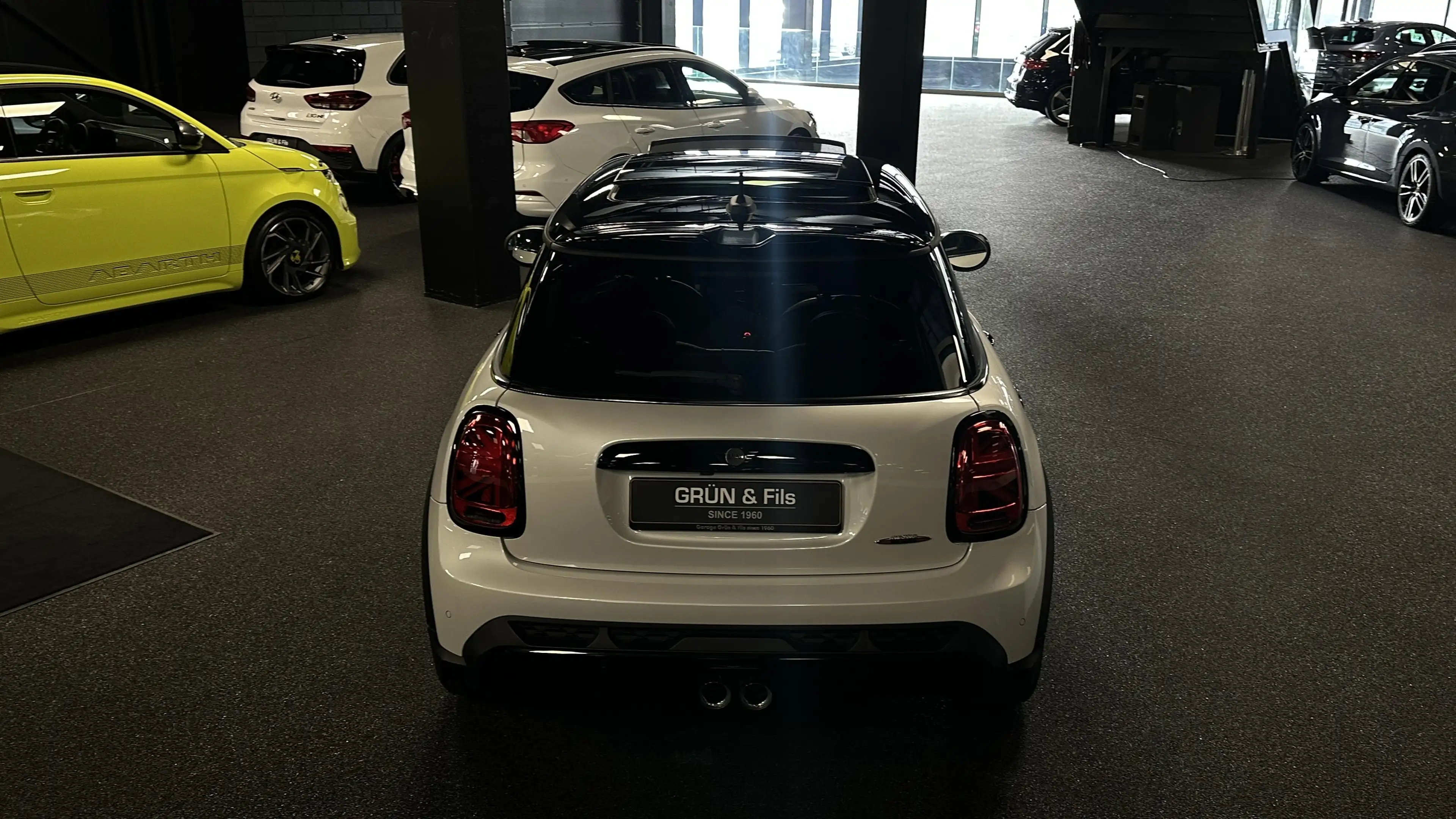 MINI John Cooper Works Trim — photo 6