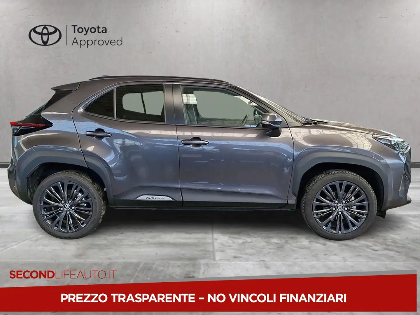 Toyota Yaris Cross 1.5h Lounge fwd 116cv e-cvt Grigio - 2