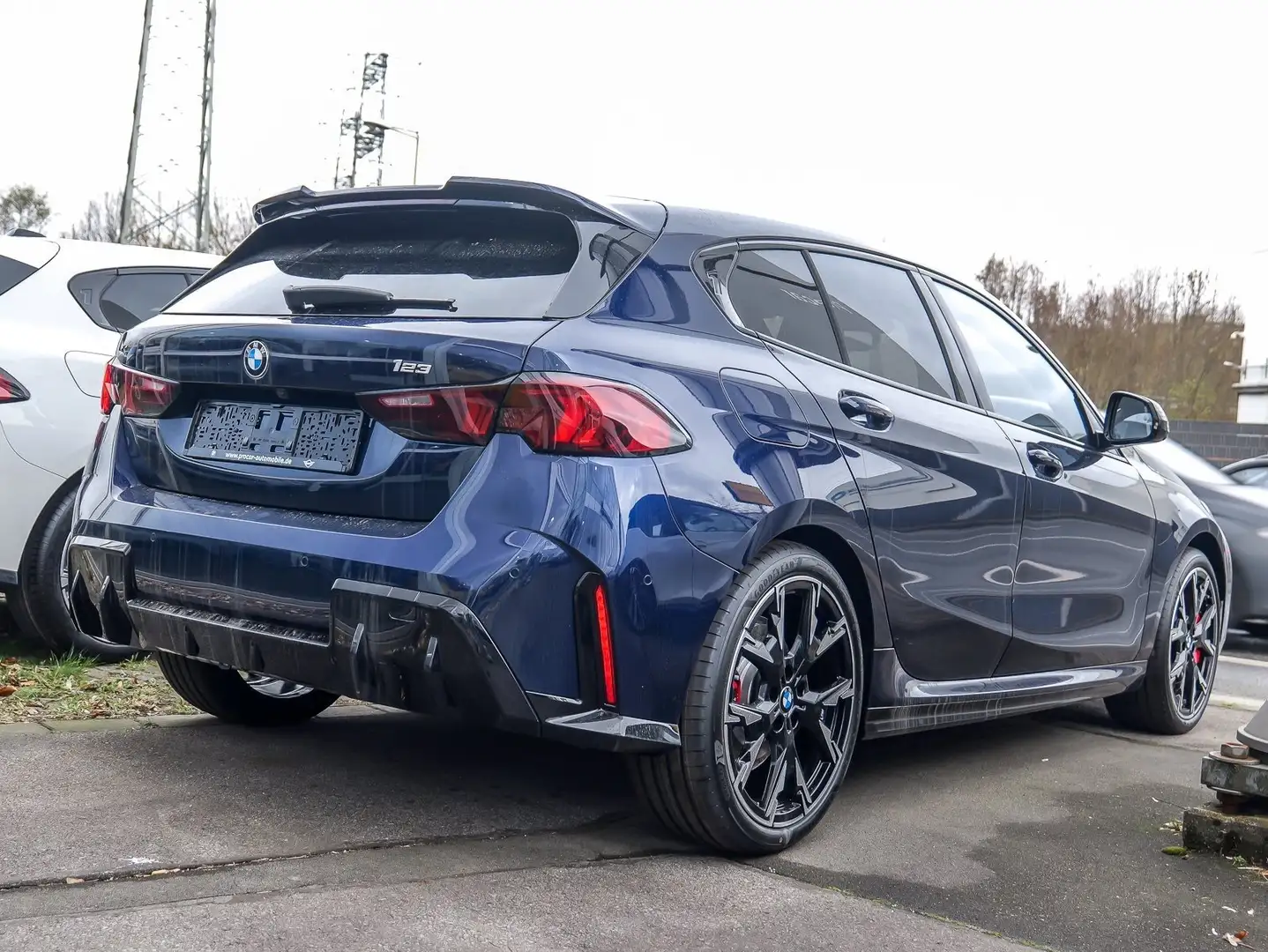 BMW 123 xDrive M Sport Pro 19'' AHK HUD H/K DA+ 360° Blau - 2