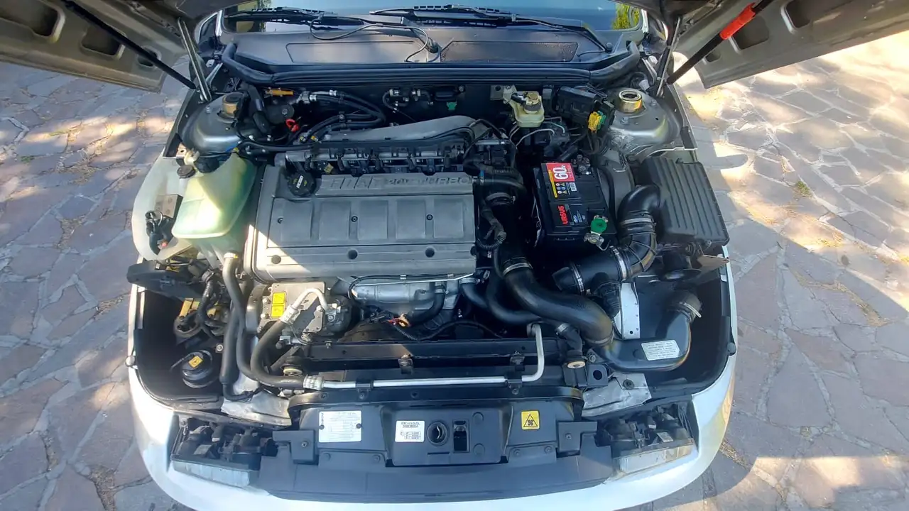 Fiat Coupe 2.0 20v turbo, foto 5