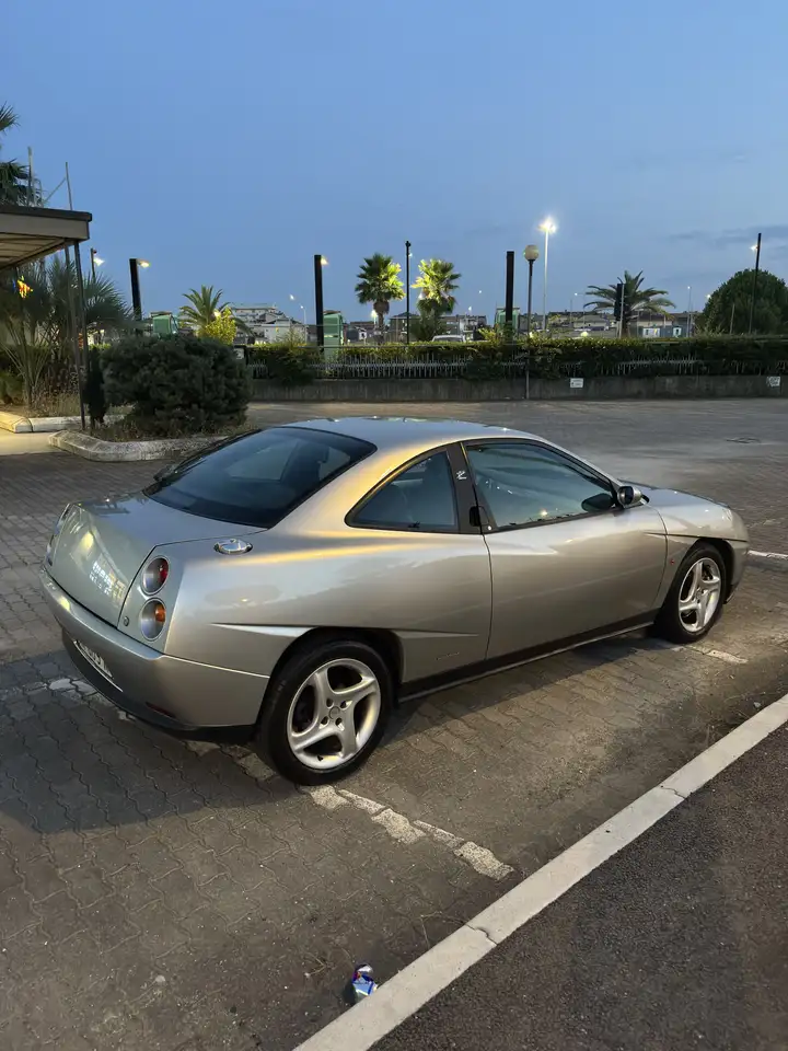 Fiat Coupe 2.0 20v turbo, foto 4