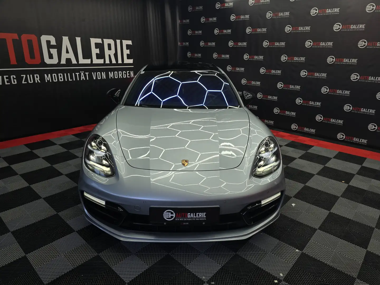 Porsche Panamera Panamera 4 E-Hybrid PHEV Aut. Silber - 2