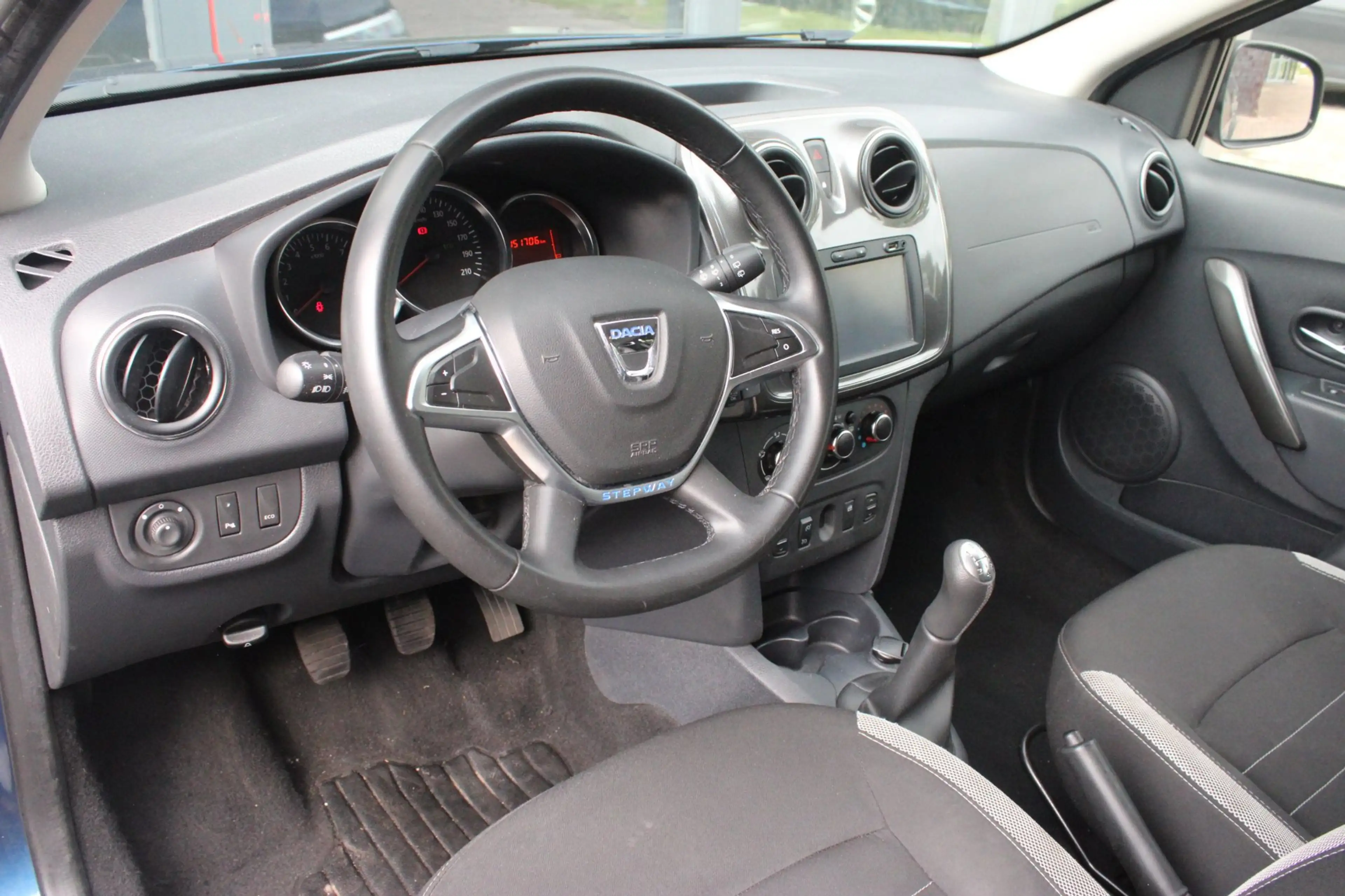Dacia Logan MCV 0.9 TCe Stepway | Camera | Cruise-control | Te — photo 6