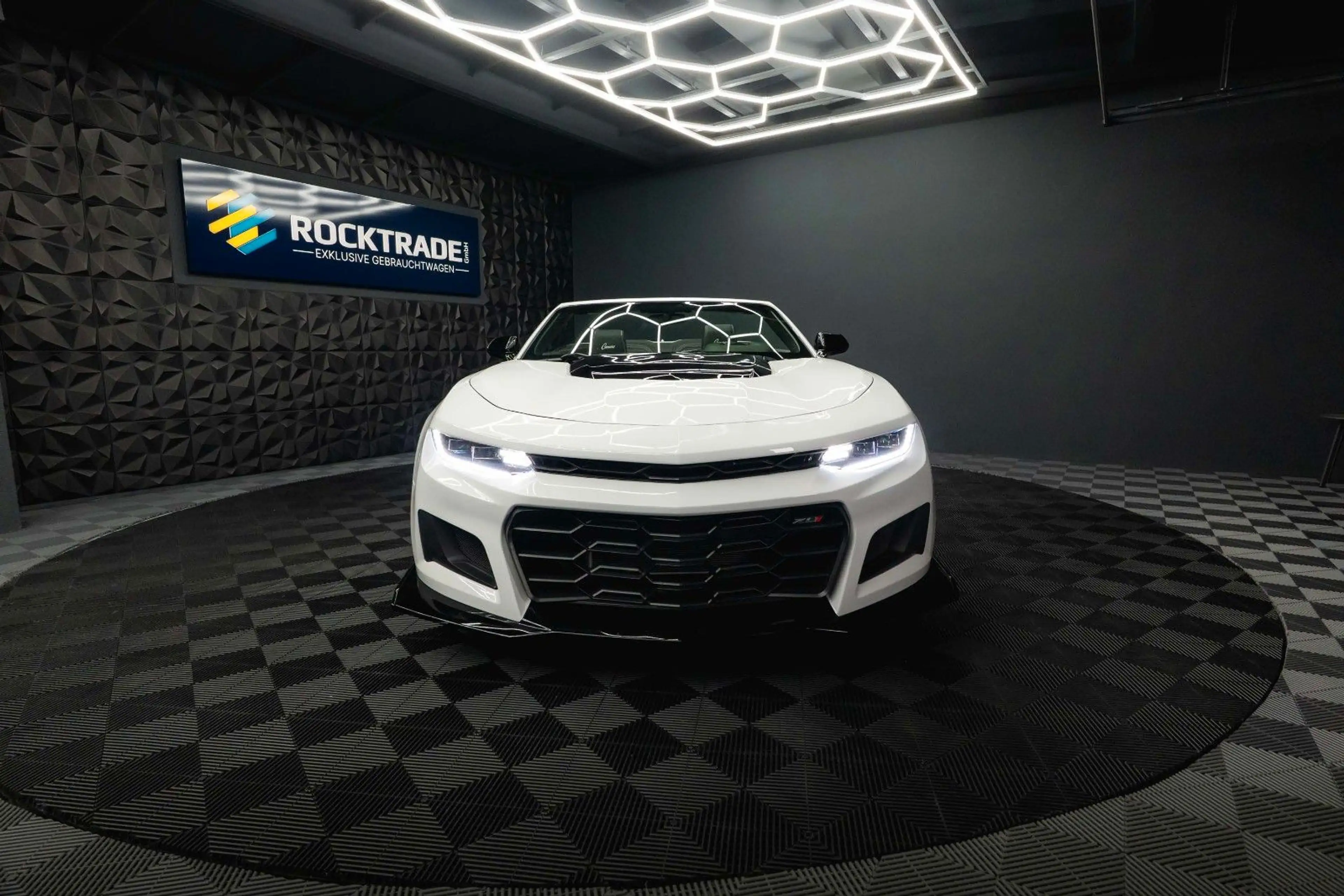 Chevrolet Camaro 2.0 Turbo Cabrio ZL1 Package *CarPlay*LED — photo 4