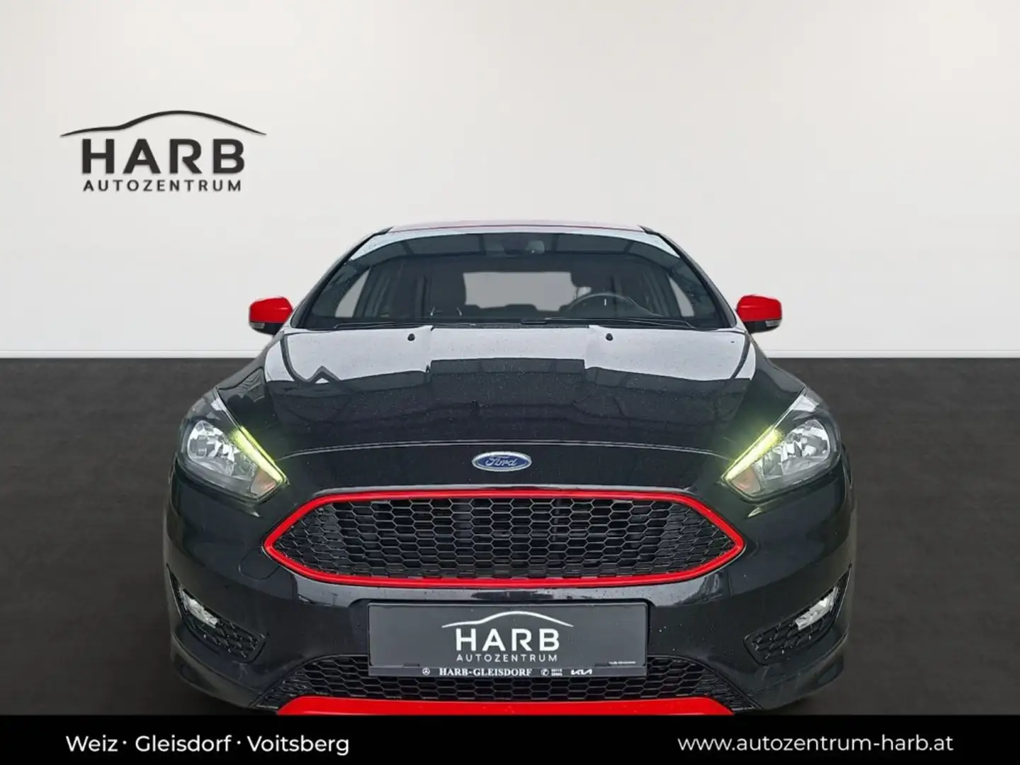 Ford Focus ST Line Schwarz - 2